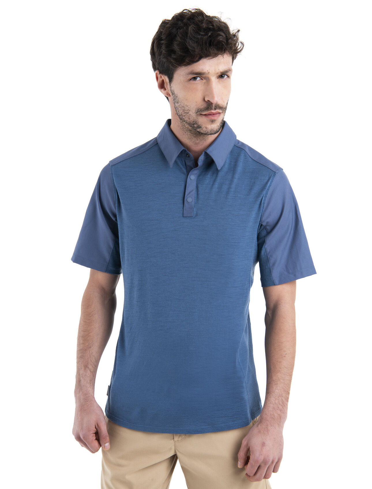 Mens Merino Hike Short Sleeve Top A lightweight and breathable merino shirt ideal for mountain adventures, the Hike Short Sleeve Top also provides the casual style for whatever comes after.
