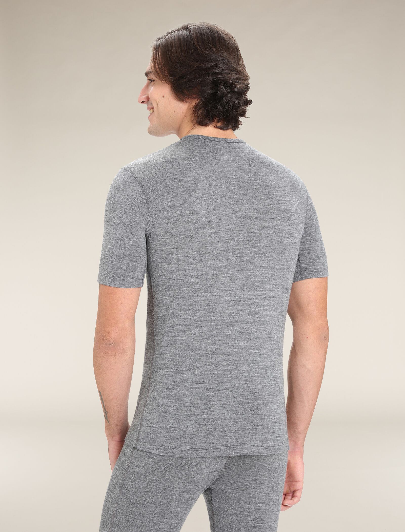 Details about   Mens Icebreaker Merino 200 Oasis Thermal Short Sleeve Crewe 