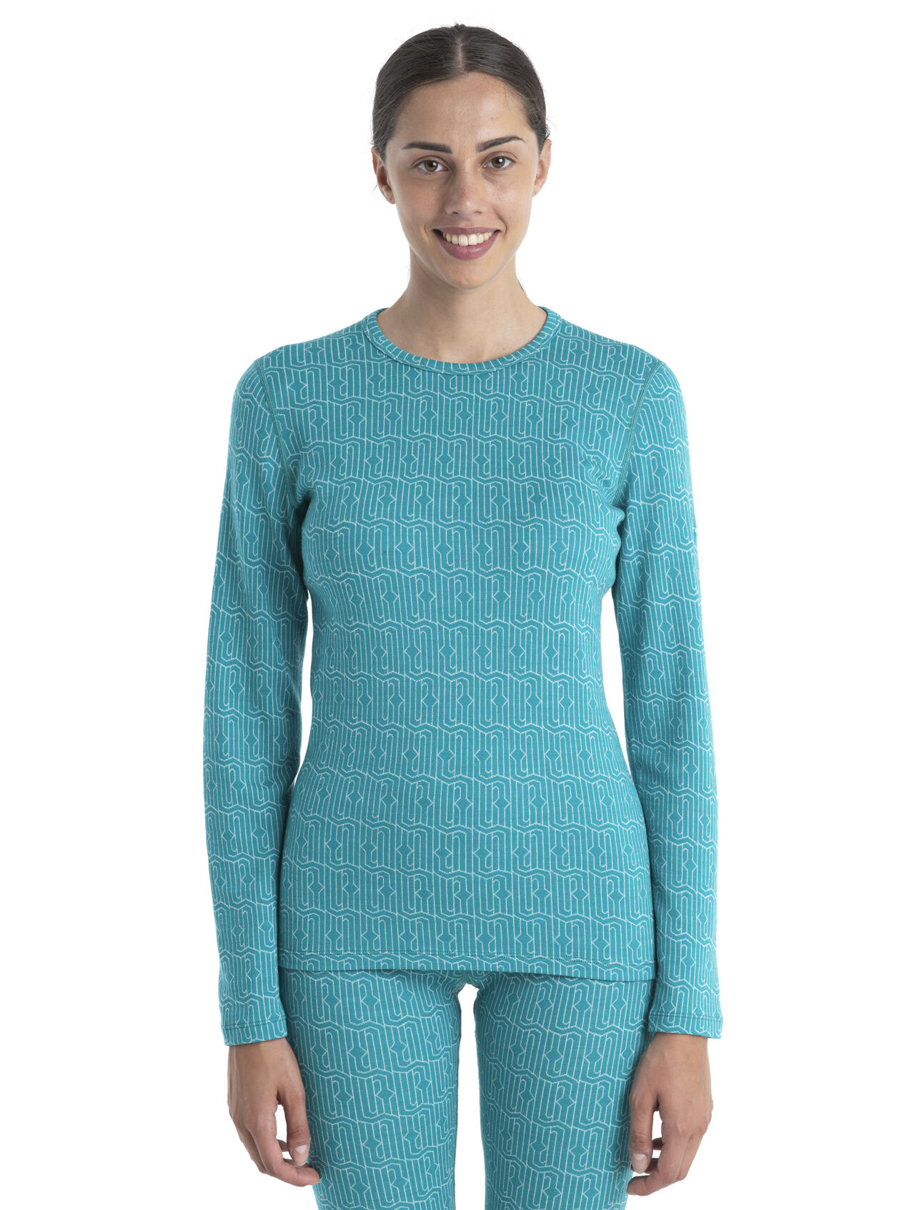 Womens Merino 260 Vertex Long Sleeve Thermal Top Herenga An incredibly warm merino base layer with a unique jacquard pattern, the 260 Vertex Long Sleeve Crewe Herenga is a go-to piece for winter layering—ideal for skiing, snowshoeing and other cold-weather pursuits. Made in collaboration with English-Māori artist Fern Ngatai, the unique graphic print represents the connection and bond between people and nature.
