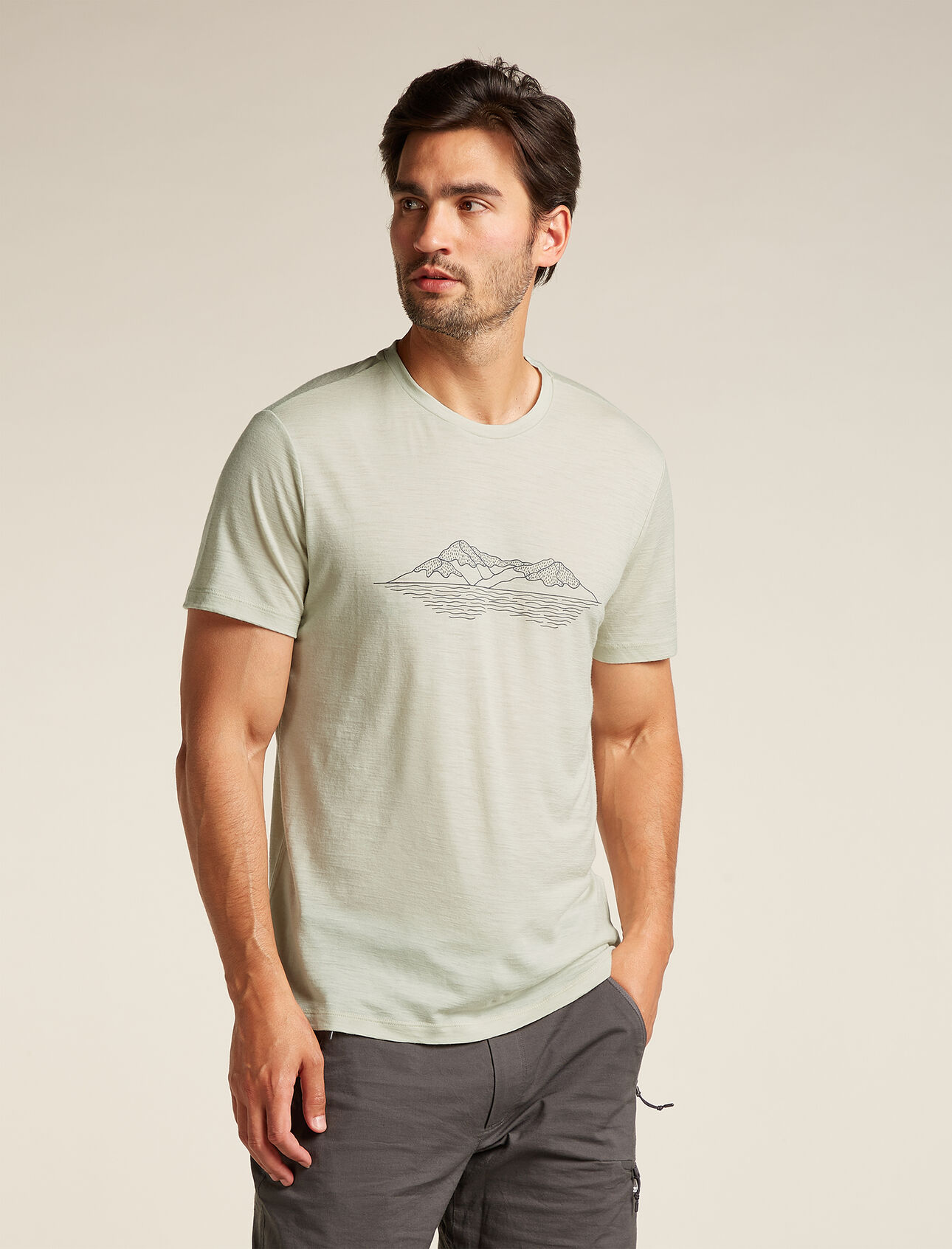 Mens Merino 150 Tech Lite Short Sleeve T-Shirt Pukaki Reflected Our most versatile tech tee that provides comfort, breathability and odour-resistance for four seasons worth of adventure, the Merino 150 Tech Lite Short Sleeve Tee Pukaki Reflected features 100% merino for all-natural performance. The original graphic artwork features a mountain reflection in the waters of Lake Pukaki on New Zealand's south island.