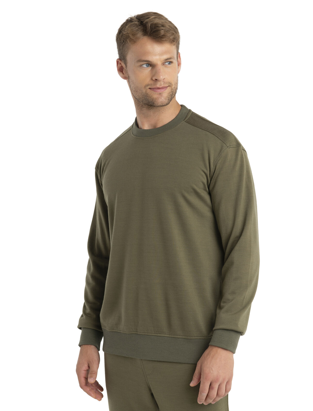 Mens Merino Blend Shifter II Long Sleeve Sweatshirt The ultimate before and after pullover made with our Eucaform terry fabric that blends merino wool and TENCEL™ Lyocell, the Shifter II Long Sleeve Sweatshirt has down time covered.
