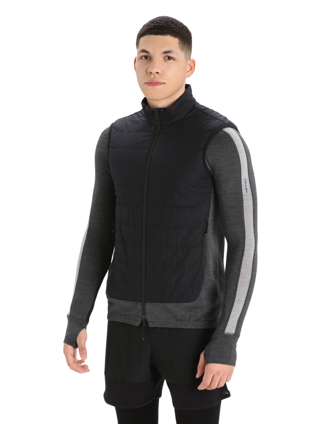 Heren MerinoLoft™ bodywarmer De MerinoLoft™ bodywarmer is een superveelzijdige layer met onze innovatieve merinoloft™ isolatie van merinowol. De bodywarmer voegt een flinke dosis warmte toe aan elk outdoor avontuur.