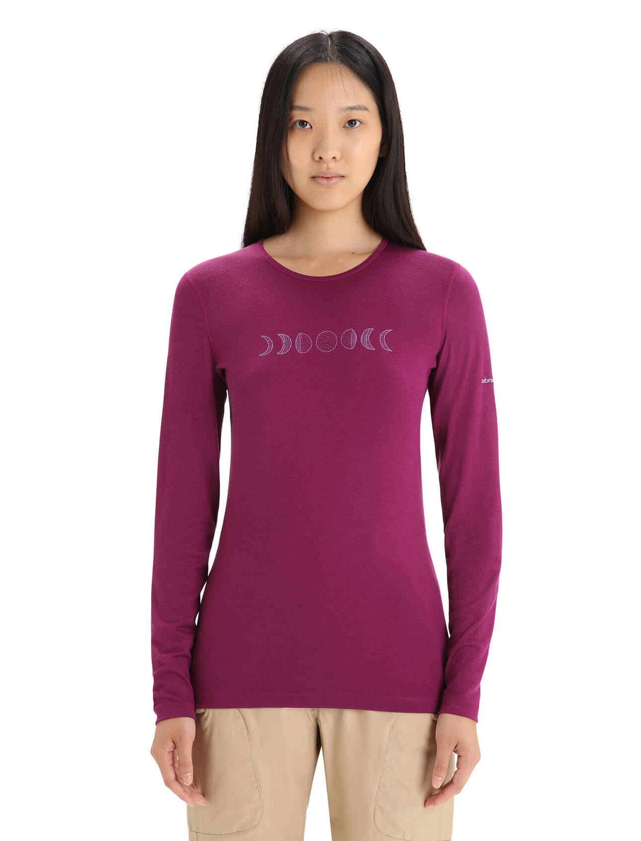 Womens Merino 200 Oasis Long Sleeve Crewe Thermal Top Moon Phase The benchmark against which all others are judged, the 200 Oasis Long Sleeve Crewe Moon Phase features our most versatile merino jersey fabric for year-round layering performance across any activity. The top's original artwork features a line drawing of the moon's waxing and waning.