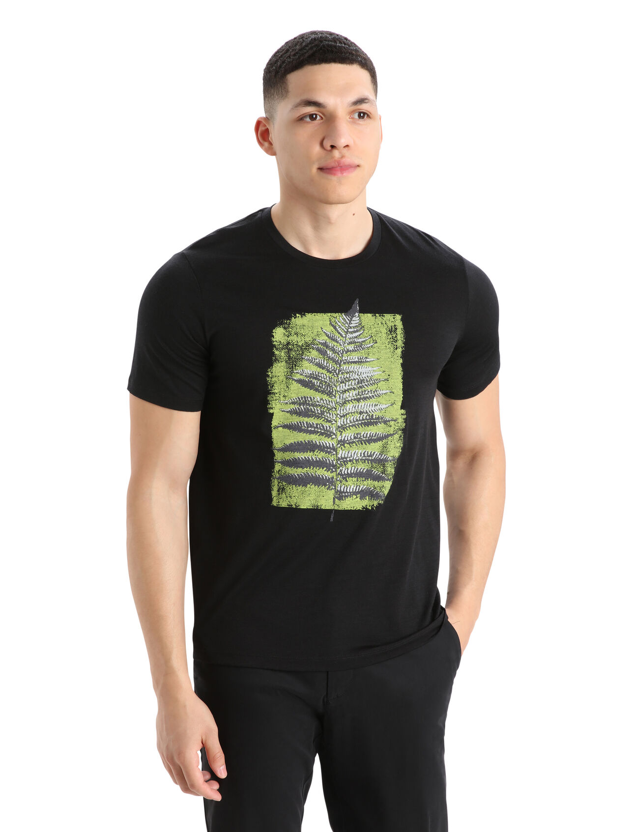 Mens Merino Tech Lite II Short Sleeve T-Shirt Fern Imprint Our versatile tech tee that provides comfort, breathability and natural odor-resistance for any adventure you can think of, the Tech Lite II Short Sleeve Tee Fern Imprint features 100% merino for all-natural performance. The tee’s original artwork features a screenprint of the Ponga, or silver fern, a tree fern that only grows in New Zealand.