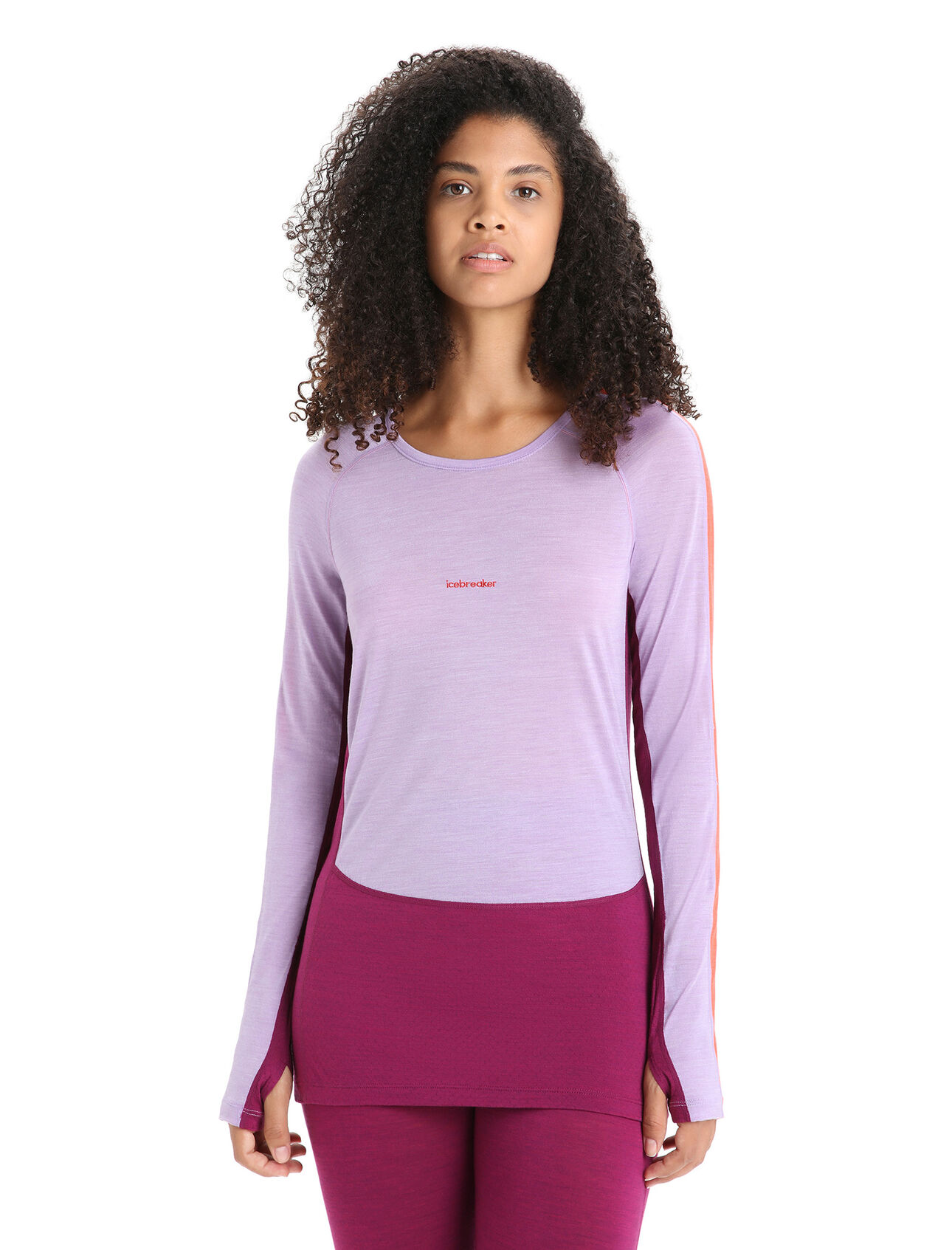 Haut col rond à manches longues 125 ZoneKnit™ en mérinos Femmes Couche de base supérieure ultralégère en mérinos, conçue pour aider à réguler la température du corps pendant les activités intenses, le ras du cou à manches longues 125 ZoneKnit™ est fait avec notre jersey Cool-Lite™ pour l’aventure et l’entraînement quotidien.