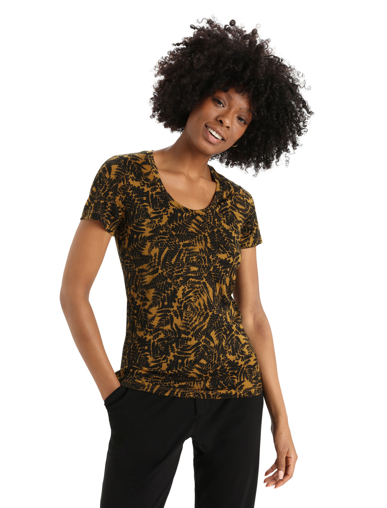 Womens Merino Tech Lite II Short Sleeve Scoop T-Shirt Native Ferns Our versatile tech tee that provides comfort, breathability and natural odor-resistance for any adventure you can think of, the Tech Lite II Short Sleeve Scoop Tee Native Ferns features 100% merino for all-natural performance. The footstep graphic print reminds us that everyone has an impact.