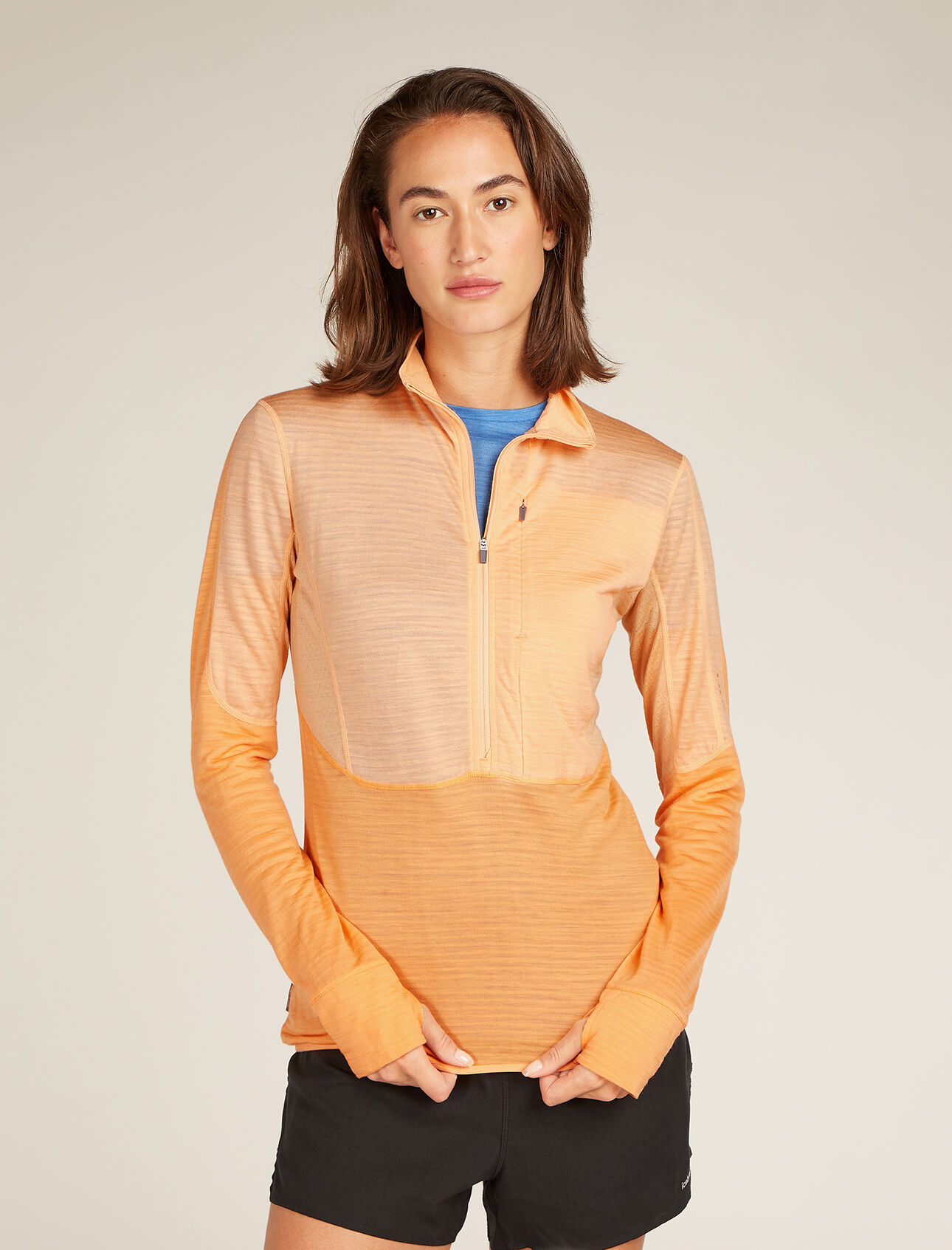 Womens Merino Blend 200 Realfleece™ Descender Long Sleeve Half Zip Jacket A lightweight and versatile merino-blend mid layer ideal for high-intensity pursuits in cool to cold conditions, the Merino Blend 200 Realfleece™ Descender Long Sleeve Half Zip features underarm panels of Cool-Lite™ mesh for optimal ventilation.