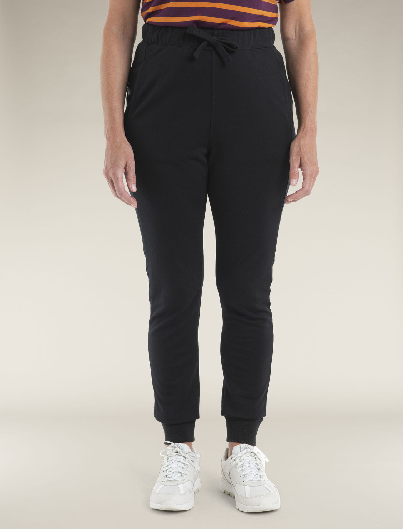 Womens Merino Blend 200 Crush Pants The ultimate in down-time comfort, the Crush II Pants are versatile jogger-style bottoms featuring our luxuriously soft Eucaform fabric—a blend of natural merino wool and TENCEL™ Lyocell terry fabric.