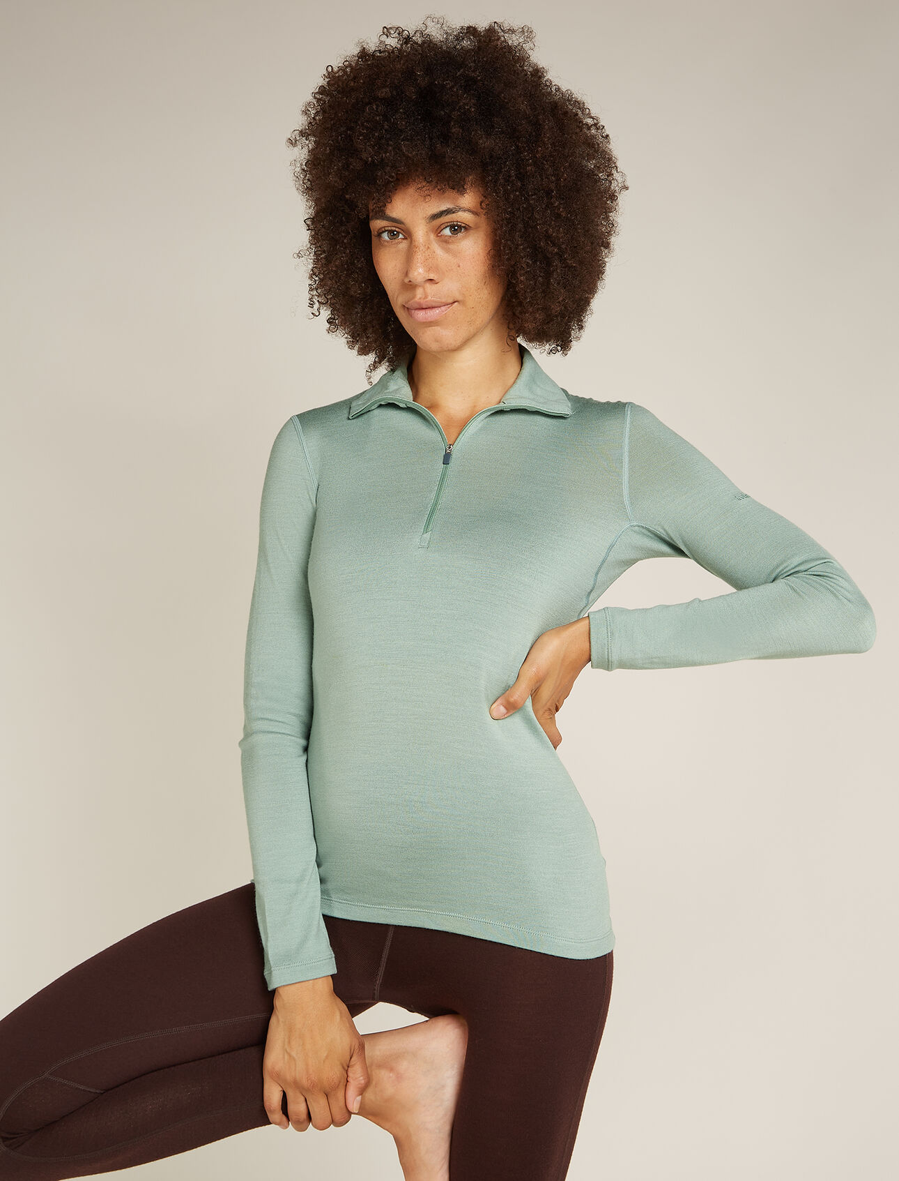 Womens Merino 260 Tech Long Sleeve Half Zip Thermal Top An incredibly warm merino wool base layer for the coldest months of the year, the Merino 260 Tech Long Sleeve Half Zip is a go-to piece for winter layering—ideal for skiing, snowshoeing and other cold-weather pursuits.