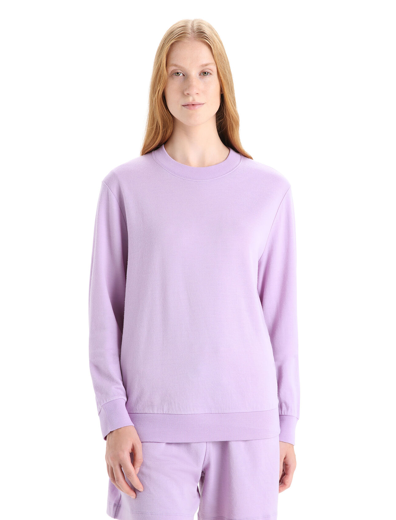 Womens Merino Crush Long Sleeve Sweatshirt With a clean and classic design that's great for layering, the Crush Long Sleeve Sweatshirt offers all-day comfort with a casual fit and look.