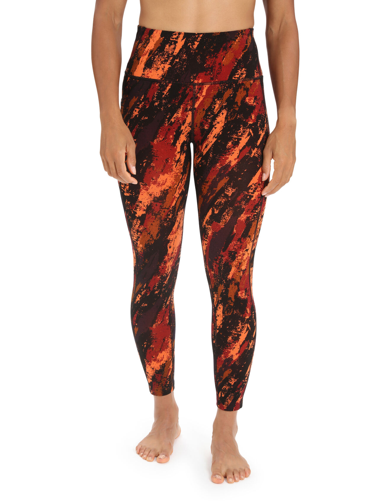 Womens Merino Fastray High Rise Tights Sedimentary Functional, form-fitting bottoms for active performance on or off the trail, the Fastray High Rise Tights Sedimentary feature a stretchy merino wool blend with a high waist for added coverage. The all-over graphic print draws inspiration from the geologic layers of the world's mountains.