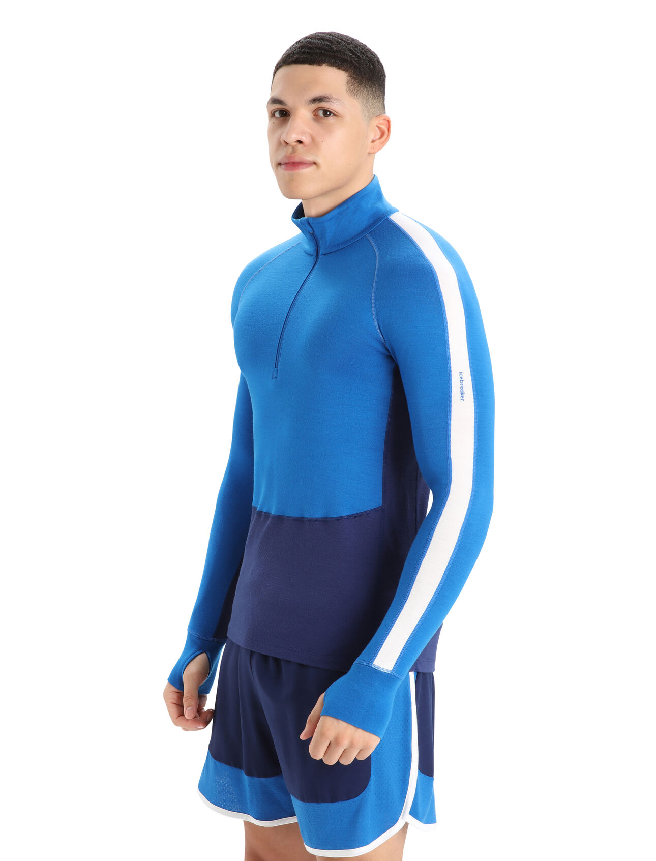Mens 260 ZoneKnit™ Merino Long Sleeve Half Zip Thermal Top A heavyweight merino base layer top designed to help regulate temperature during high-intensity activity, the 260 ZoneKnit™ Long Sleeve Half Zip feature 100% pure and natural merino wool.