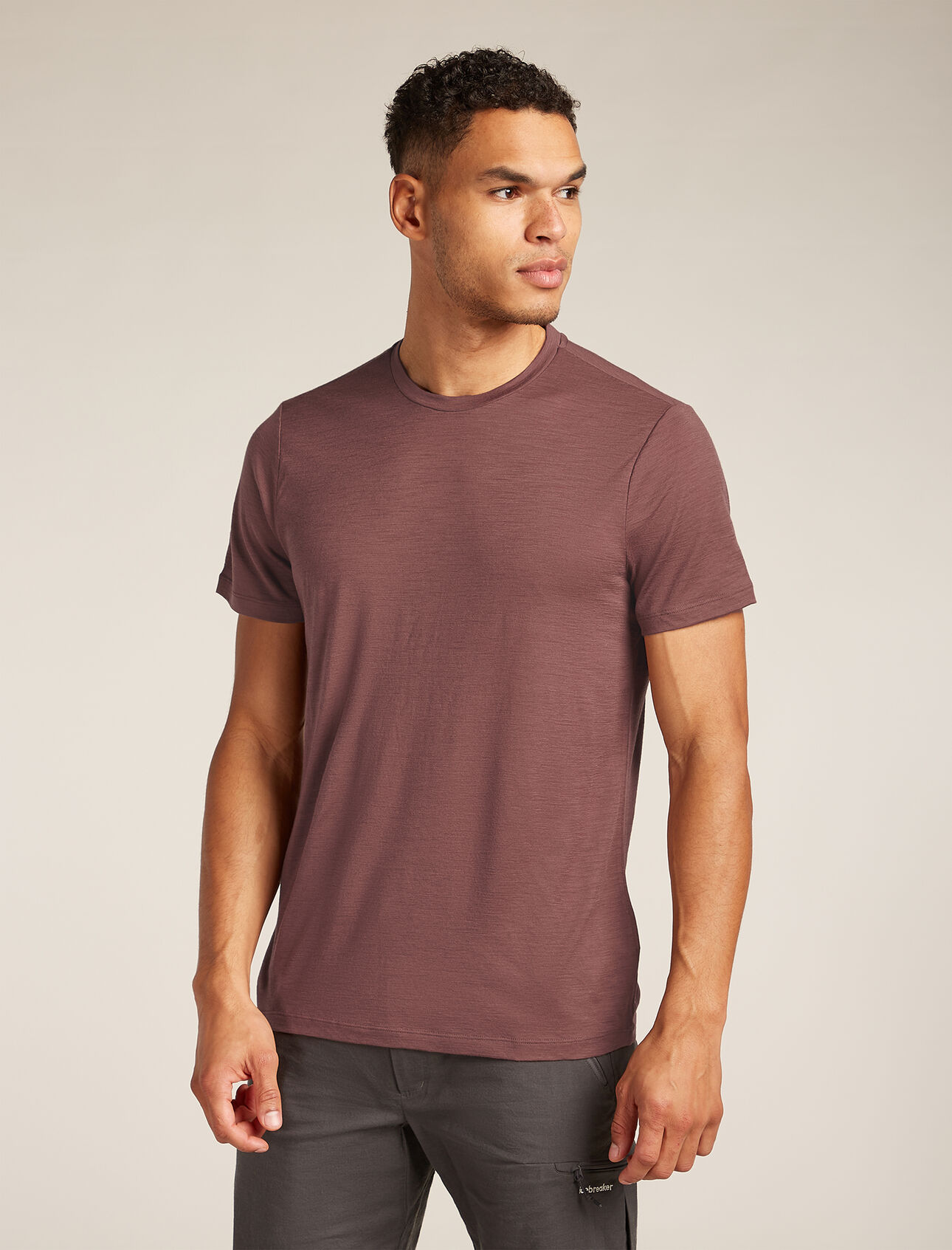 Mens Merino 150 Tech Lite Short Sleeve T-Shirt Our most versatile tech tee that provides comfort, breathability and odour-resistance for four seasons worth of adventure, the Merino 150 Tech Lite III Short Sleeve Tee features 100% merino for all-natural performance.