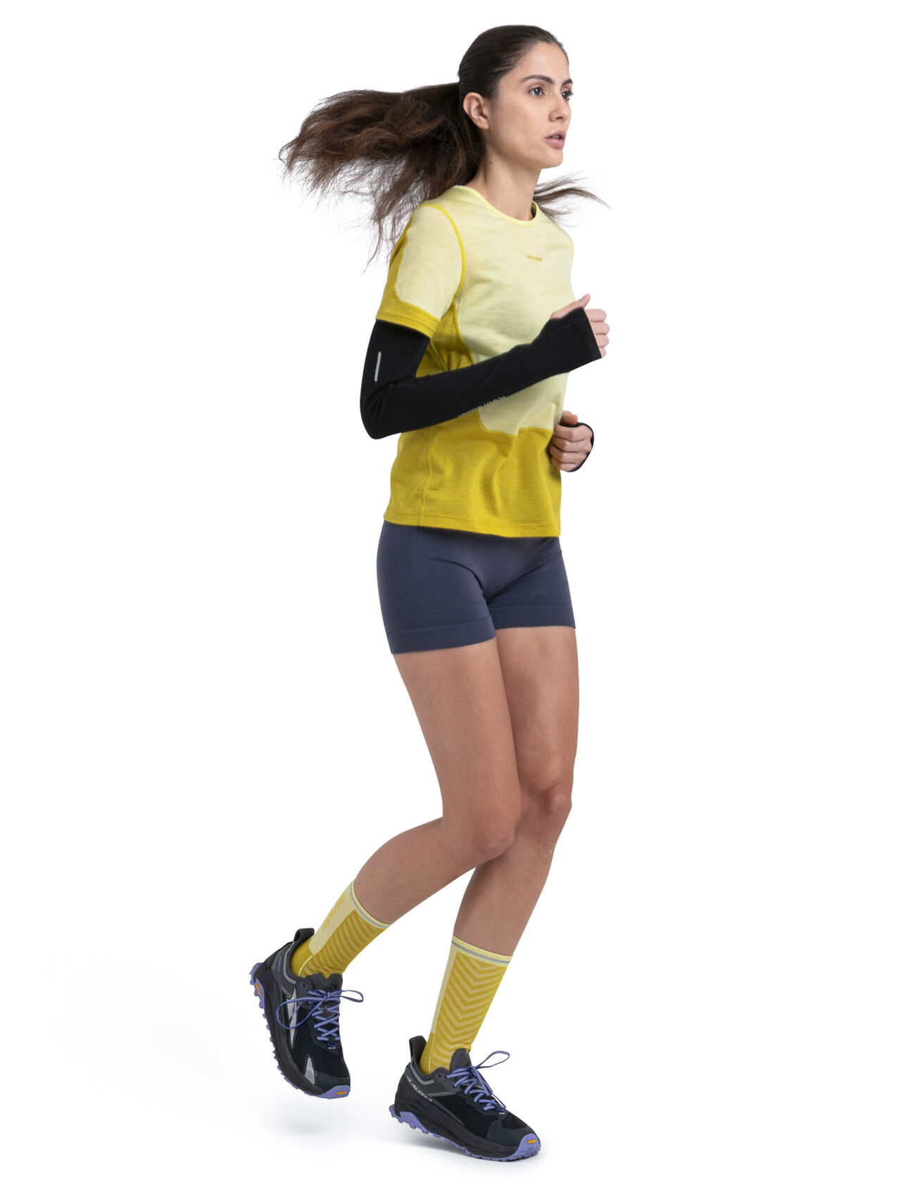 125 ZoneKnit™ Merino Blend Energy Wind T-Shirt Damen Ein atmungsaktives, leichtes T-Shirt, das mit unserer ZoneKnit™ Bodymapping-Technologie für High-Performance-Ventilation entwickelt wurde, das Merino 125 ZoneKnit™ Energy Wind T-Shirt besteht aus Merinowolle, die auf natürliche Weise die Temperatur reguliert und der Geruchsbildung widersteht.