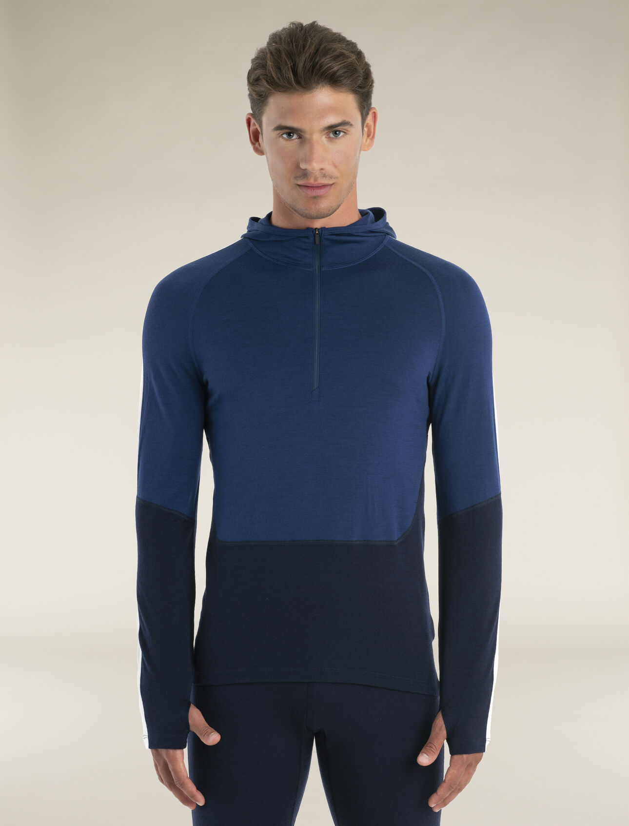 Mens Merino 200 Sonebula Long Sleeve Half Zip Thermal Hoodie Featuring our most versatile merino jersey fabric, the 200 Sonebula Long Sleeve Half Zip Hood is a technical base layer that provides ample warmth whatever the activity.