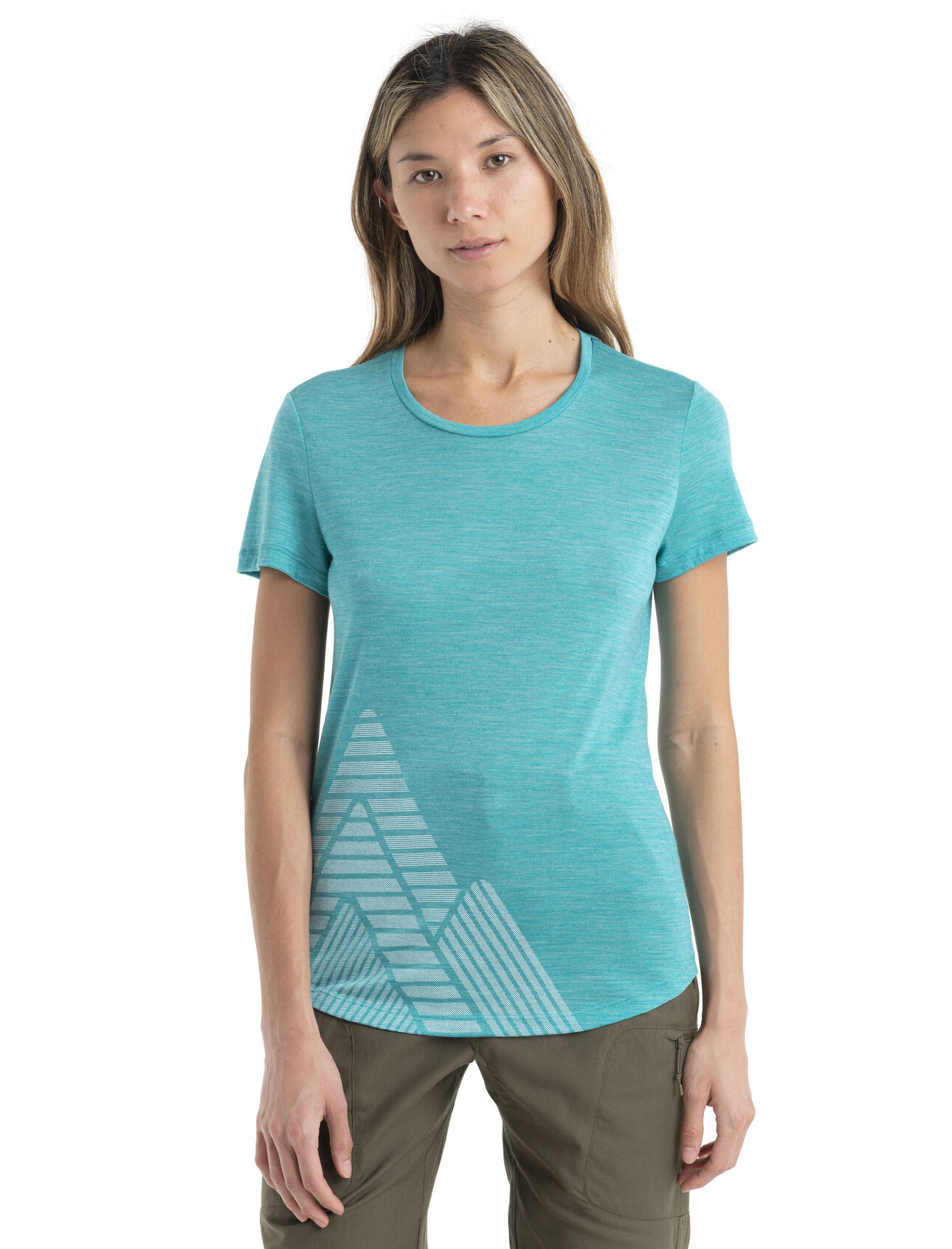 Womens 125 Cool-Lite™ Merino Sphere II Short Sleeve T-Shirt Peak Quest A soft merino-blend tee made with our lightweight Cool-Lite™ jersey fabric, the 125 Cool-Lite™Sphere II Short Sleeve Tee Peak Quest provides natural breathability, odour resistance and comfort. The tee's original graphic print draws inspiration from taking on the challenge of the mountains, at any level.