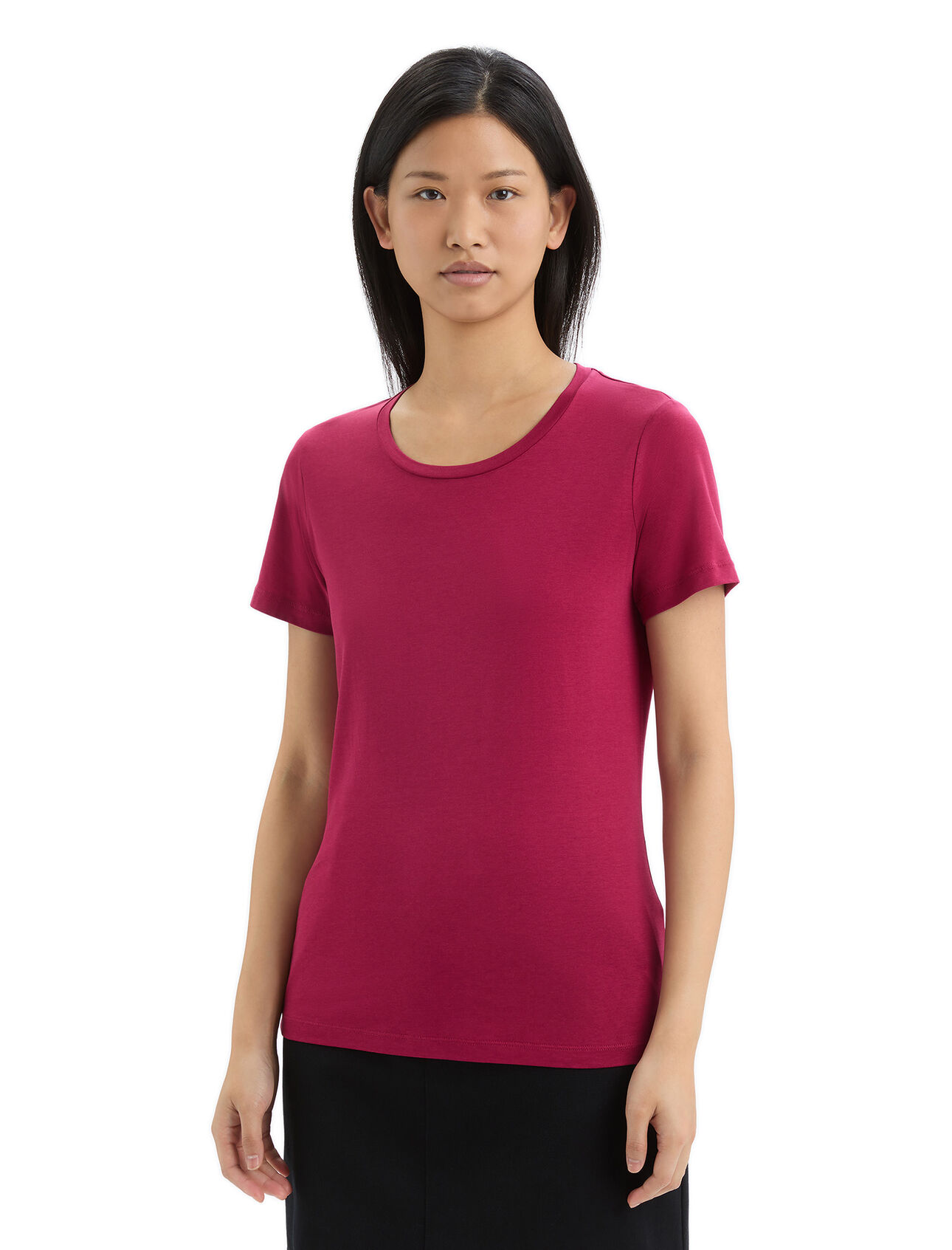 Womens Tencel™  Cotton Short Sleeve T-Shirt A clean and comfortable everyday tee with classic style, the TENCEL™ Cotton Short Sleeve Tee features a super-soft jersey fabric that blends organically grown cotton with TENCEL™ Lyocell. 