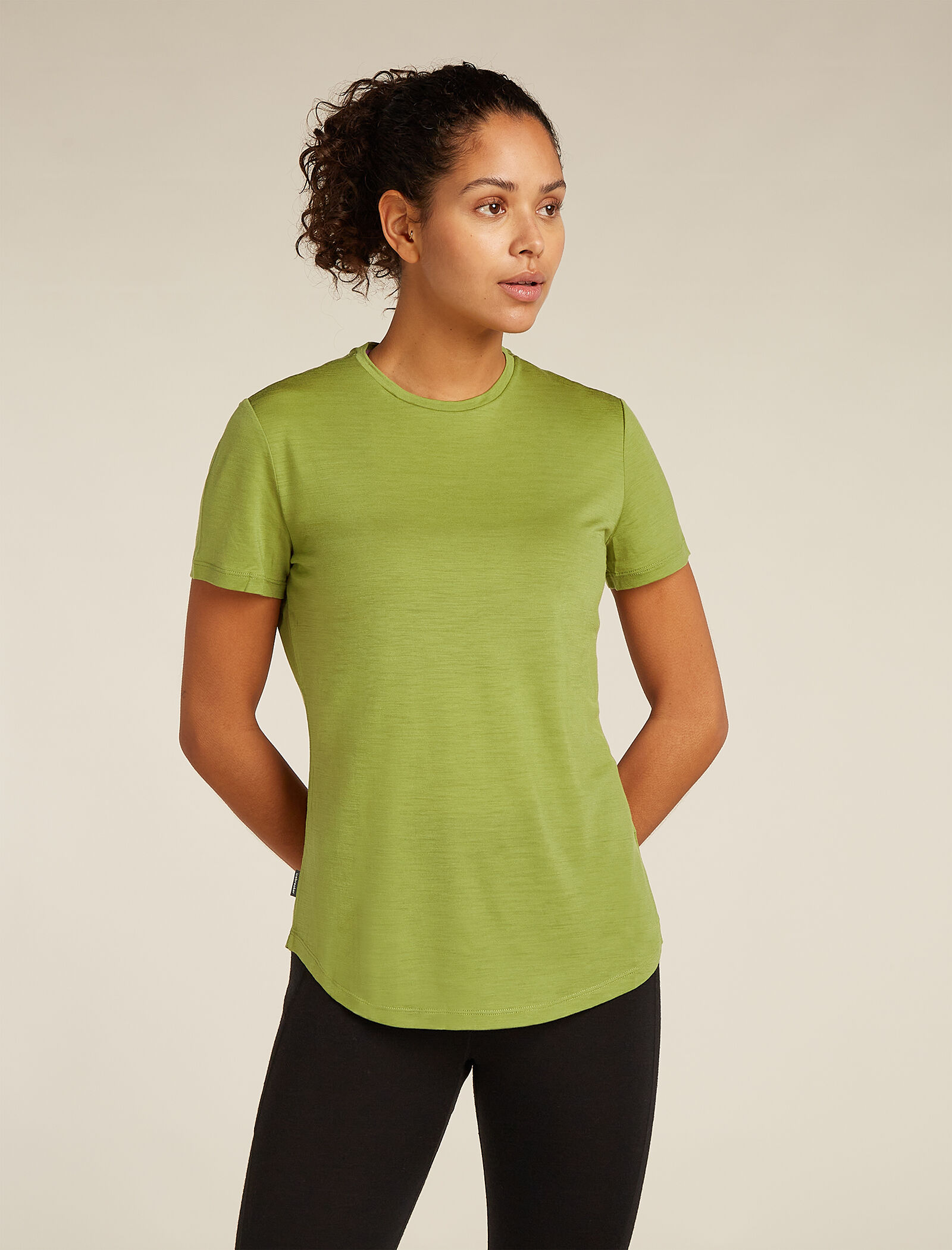 全日本送料無料 Sphere Cool-Lite™ 125 Blend Merino Women's Short T-Shirt Sleeve トップス