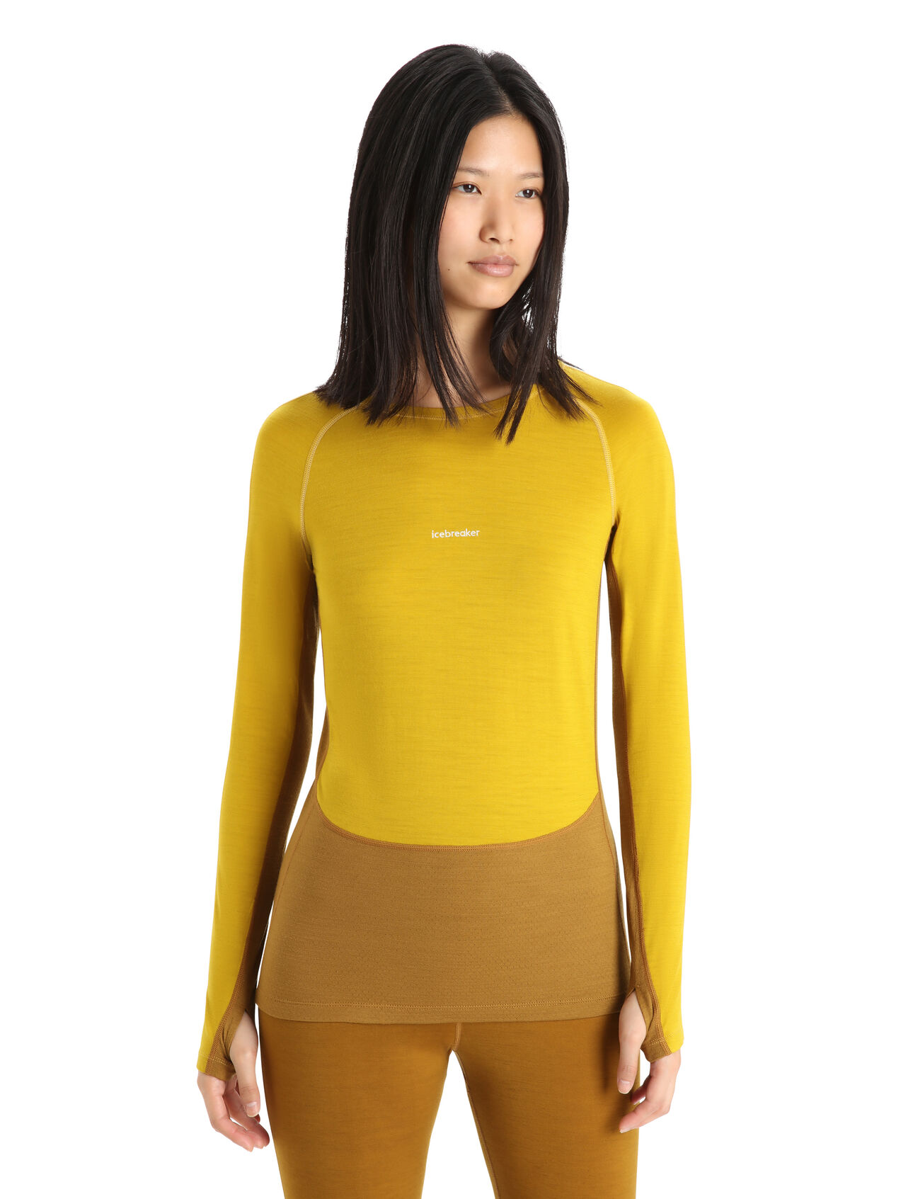 Womens 200 ZoneKnit™ Merino Long Sleeve Crewe Thermal Top A midweight merino base layer top designed to help regulate temperature during high-intensity activity, the 200 ZoneKnit™ Long Sleeve Crewe features 100% pure and natural merino wool.