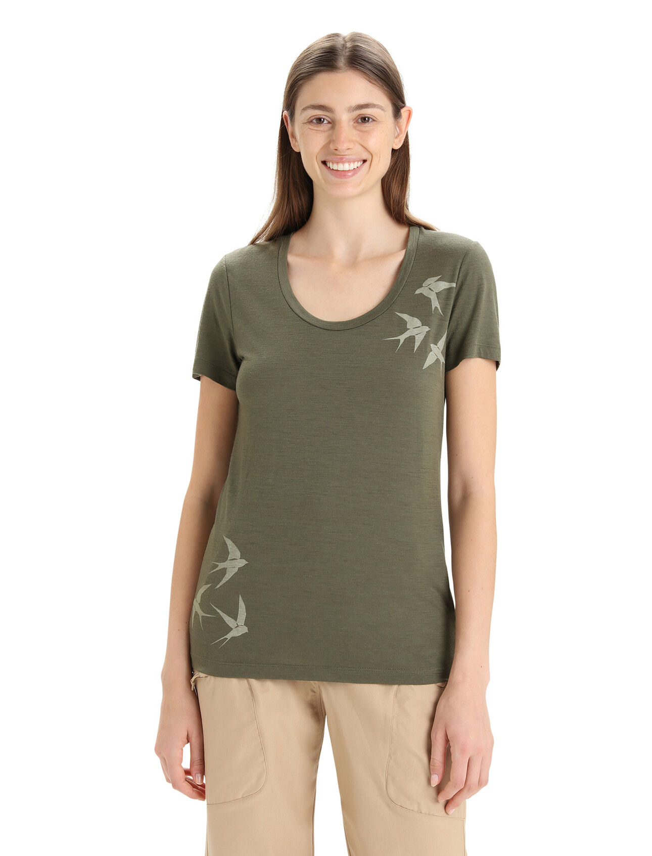 Womens Merino Tech Lite II Short Sleeve Scoop T-Shirt Swarming Shapes Our versatile Tech Tee that provides comfort, breathability and odor-resistance for any adventure you can think of, the Tech Lite II Short Sleeve Scoop Tee Swarming Shapes features 100% merino for all-natural performance. The original artwork draws inspiration from a murmuration—a natural phenomenon of flocking birds.