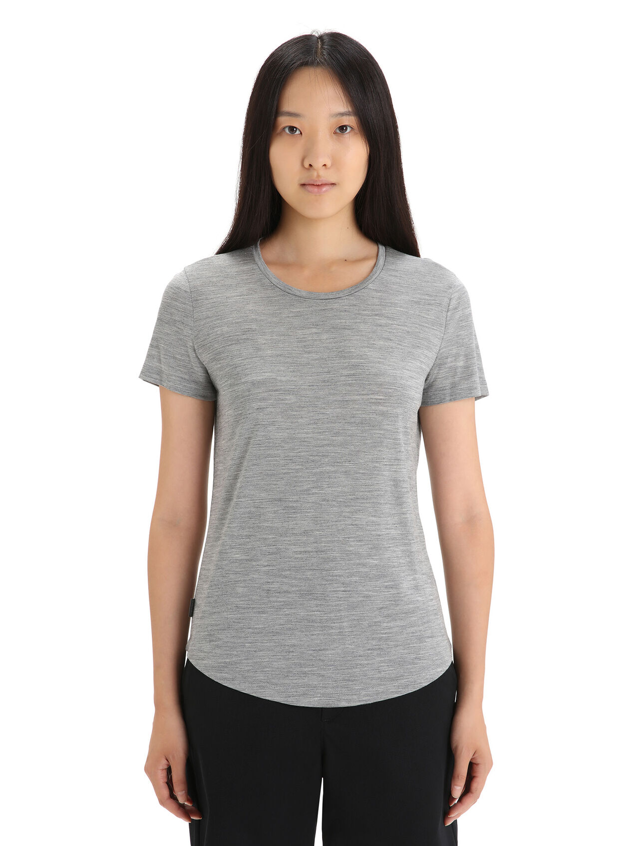 T-shirt Sphere II en mérinos Femmes En mélange de mérinos fait avec notre jersey Cool-Lite™, le t-shirt Sphere II vous procure une respirabilité, une résistance aux odeurs et un confort naturels. 