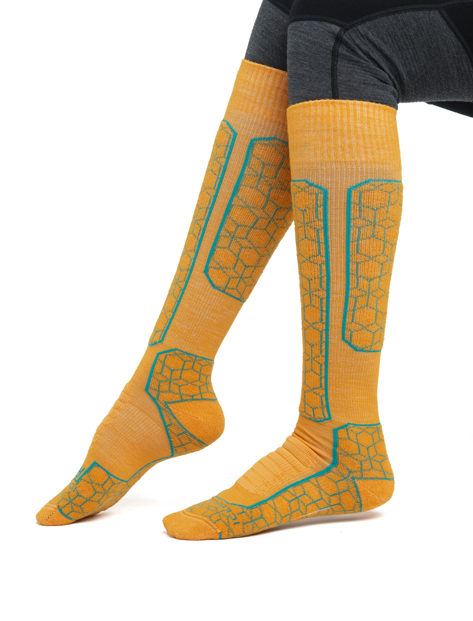 Chaussettes Ski Medium Over the Calf moyennes au dessus du mollet Alpine Geo icebreaker