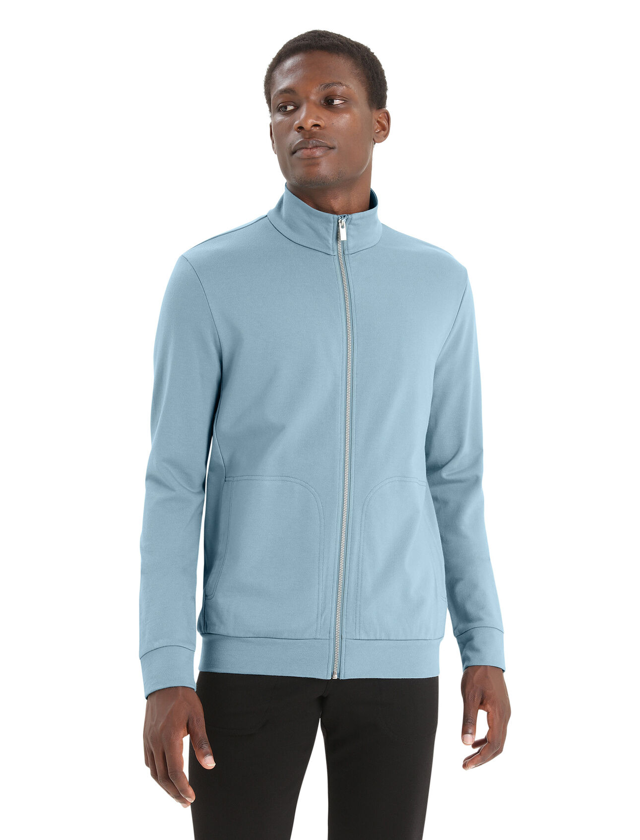 Mens Merino Central Classic Long Sleeve Zip A clean, classic and comfortable everyday sweatshirt that blends natural merino wool with organically grown cotton, the Central Classic Long Sleeve Zip is durable, breathable and incredibly versatile.  