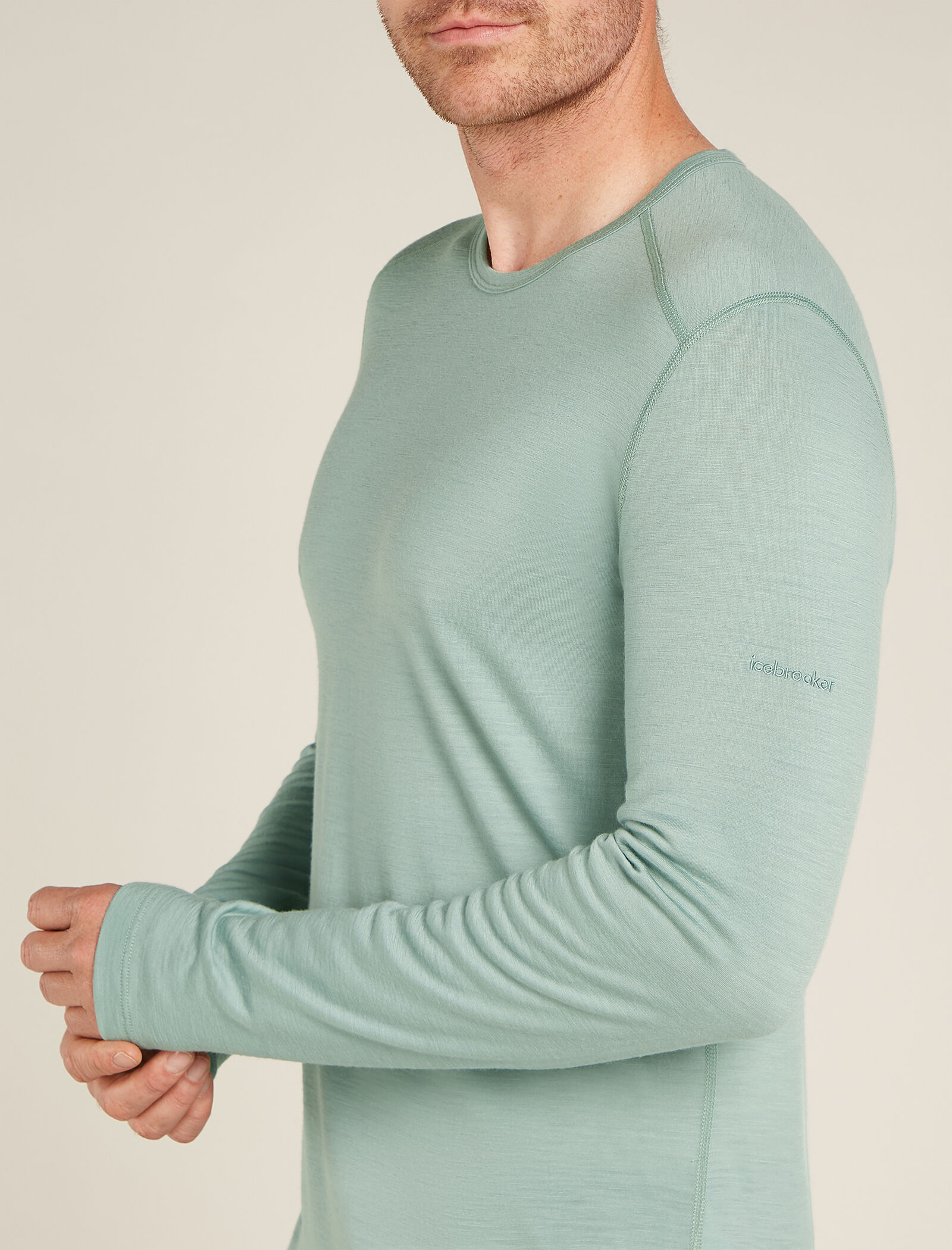 Merino 200 Oasis Long Sleeve Crewe Thermal Top Icebreaker CA