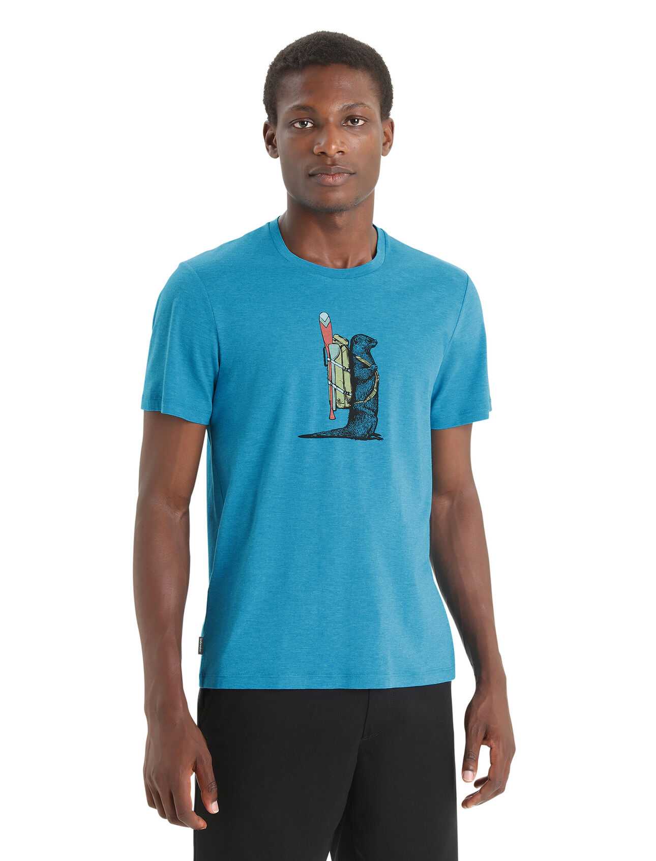 Mens Merino Central Classic Short Sleeve T-Shirt Otter Paddle A clean, classic and comfortable everyday tee that blends natural merino wool with organically grown cotton, the Central Classic Short Sleeve Tee Otter Paddle has you covered any day of the week. 