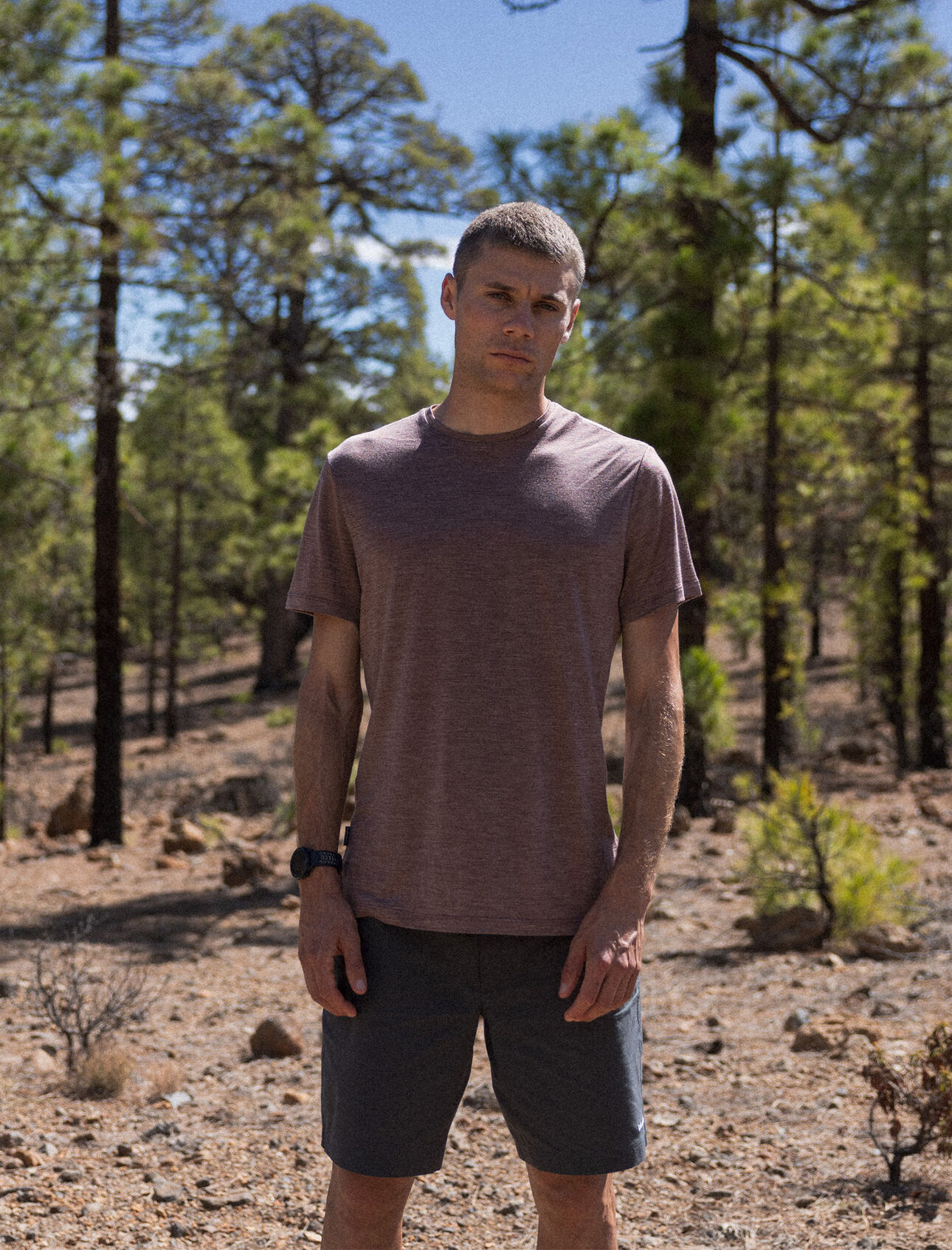 Mens Merino Blend 125 Cool-Lite™ Sphere Short Sleeve T-Shirt Soft, comfortable and versatile for a wide variety of active pursuits, the Merino 125 Cool-Lite™ Sphere III Short Sleeve Tee features our lightweight Cool-Lite™ merino jersey.