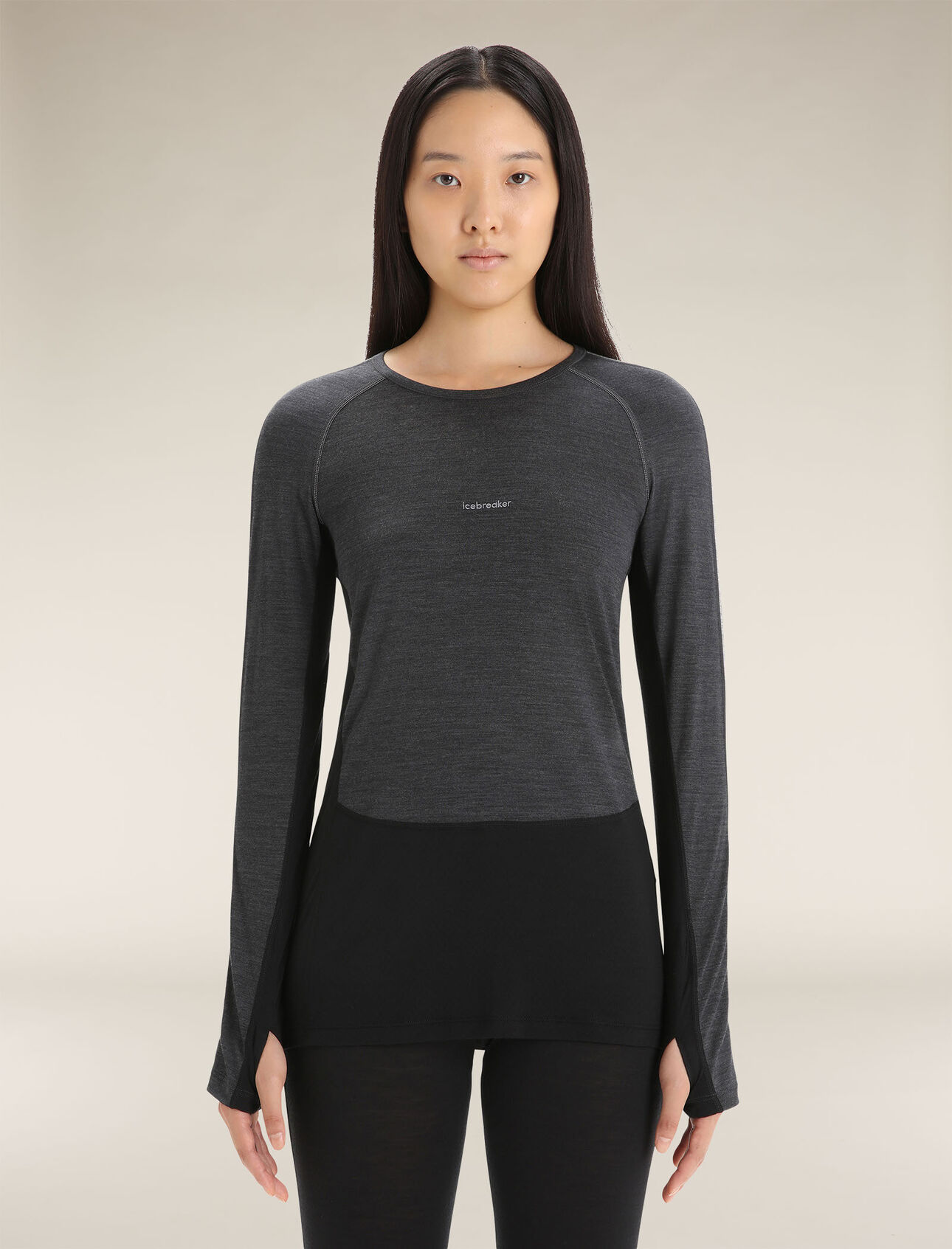 Womens 125 ZoneKnit™ Merino Long Sleeve Crewe Thermal Top An ultralight merino base layer top designed to help regulate body temperature during high-intensity activity, the 125 ZoneKnit™ Long Sleeve Crewe features our jersey Cool-Lite™ fabric for adventure and everyday training.