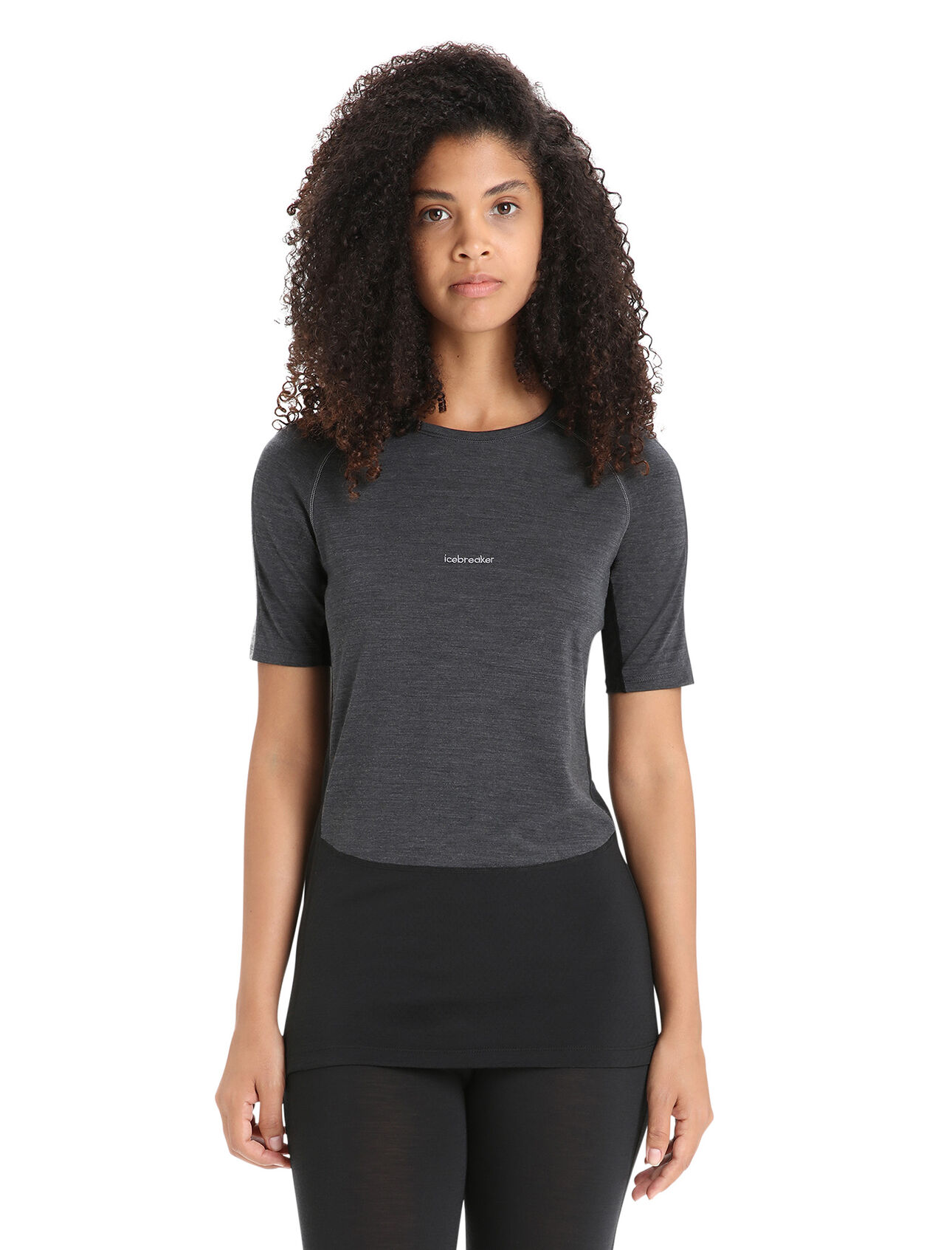 Womens 125 ZoneKnit™ Merino Blend Short Sleeve Crewe Thermal Top An ultralight merino base layer top designed to help regulate body temperature during high-intensity activity, the 125 ZoneKnit™ Short Sleeve Crewe features our jersey Cool-Lite™ fabric for adventure and everyday training.