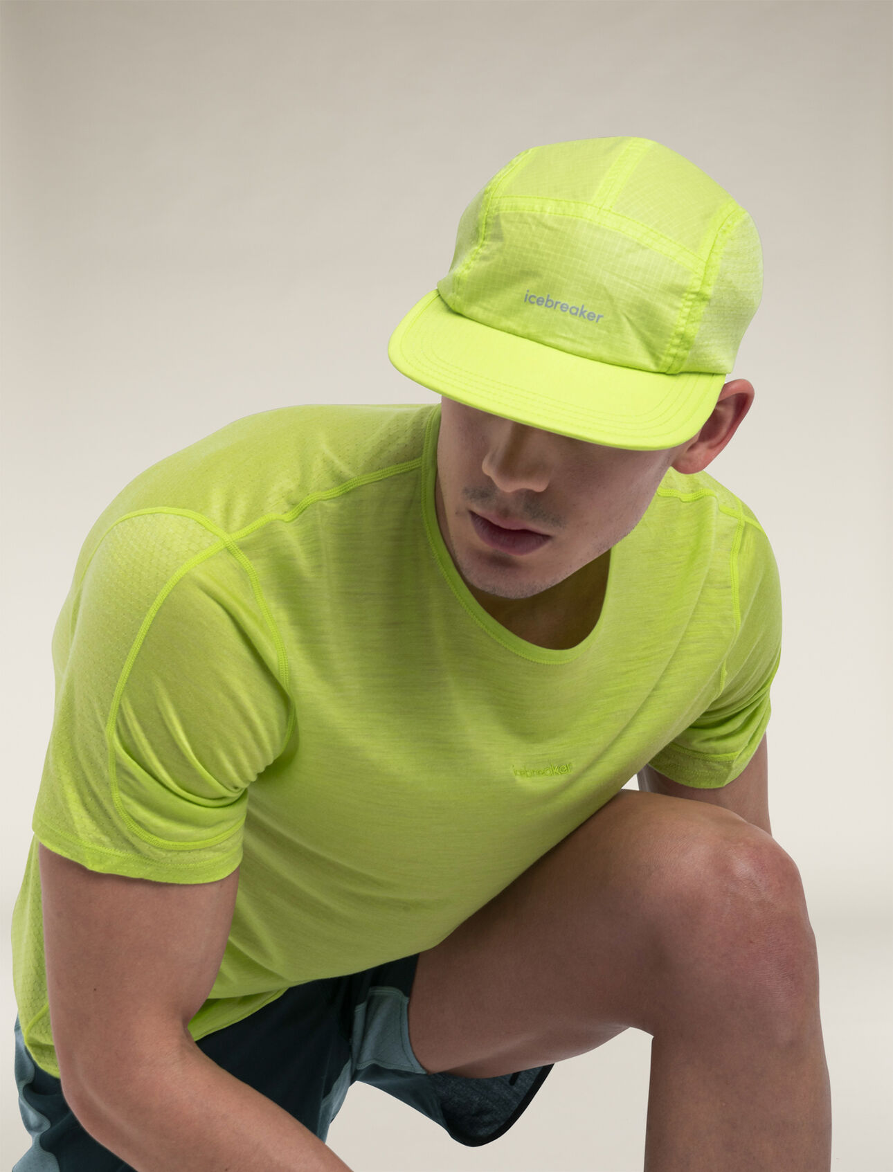 Merino Blend Shell+™ Windbreaker 5-Bahnen-Kappe Unisex Unsere äußerst vielseitige Funktionskappe für Läufe, Wanderungen und beliebige andere Abenteuer auf deiner Liste, die Merino Shell+ Windbreaker 5-Bahnen-Kappe kombiniert unser Shell+ Baumwollgewebe mit Cool-Lite™ Eyelet-Mesh für optimale Ventilation. 
