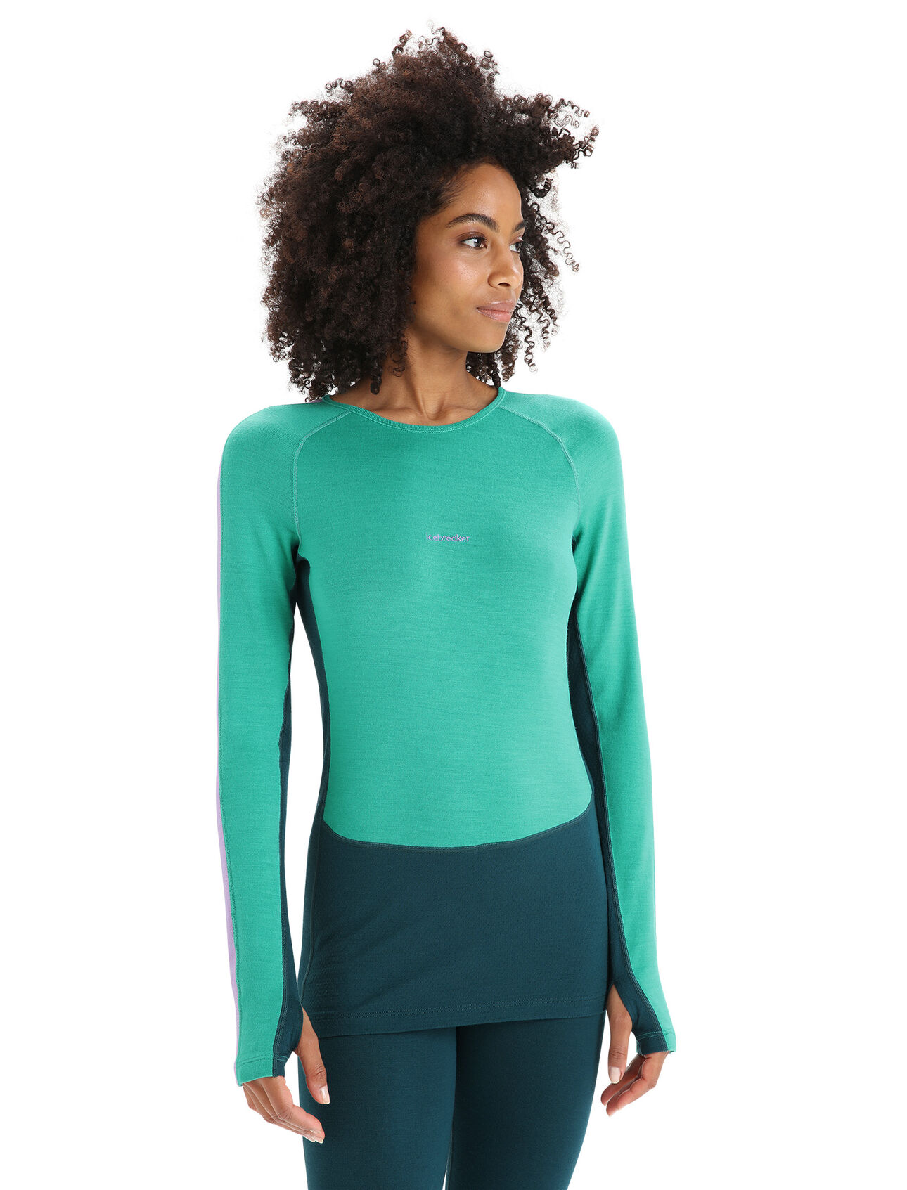 Womens 260 ZoneKnit™ Merino Long Sleeve Crewe Thermal Top A heavyweight merino base layer top designed to help regulate temperature during high-intensity activity, the 260 ZoneKnit™ Long Sleeve Crewe features 100% natural merino wool.