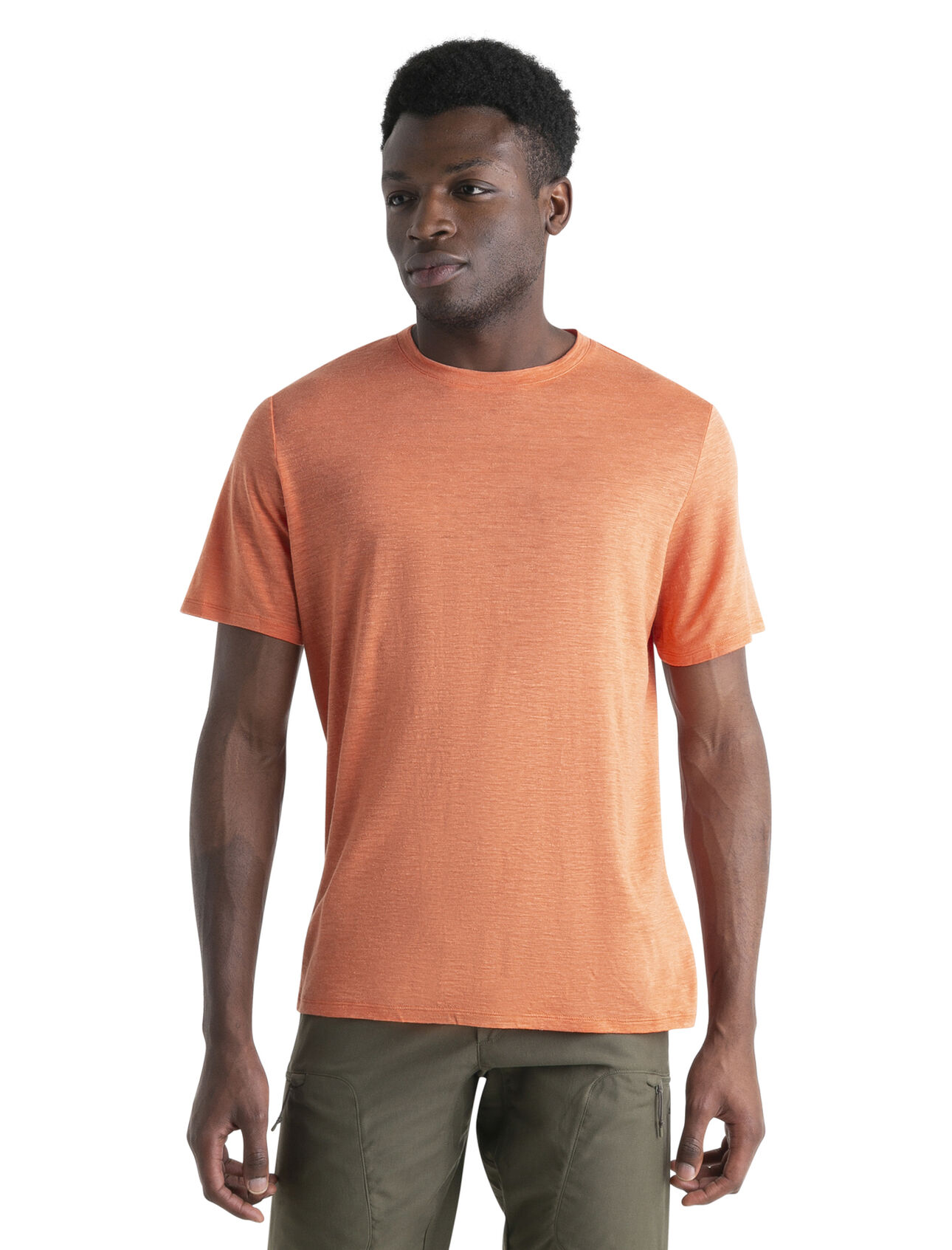 Mens Merino Linen Short Sleeve T-Shirt A lightweight, go-anywhere tee made with a soft blend of merino wool and linen, the Merino Linen Short Sleeve Tee is a staple for everyday comfort and style.