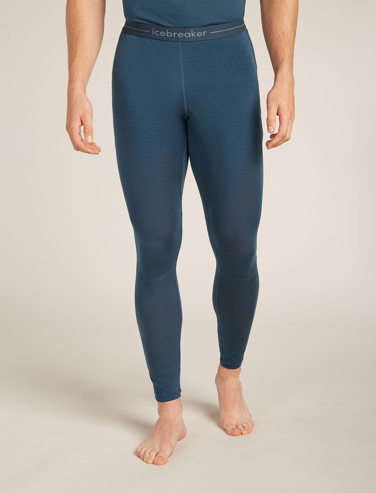 Leggings termici in misto lana merino 125 ZoneKnit™ Uomo Leggeri e a elevate prestazioni, ideali per le attività fisiche ad alta intensità, i Leggings in misto di lana merino 125 ZoneKnit™ combinano il tessuto Cool-Lite™ leggero e traspirante con la nostra tecnologia ZoneKnit™. 