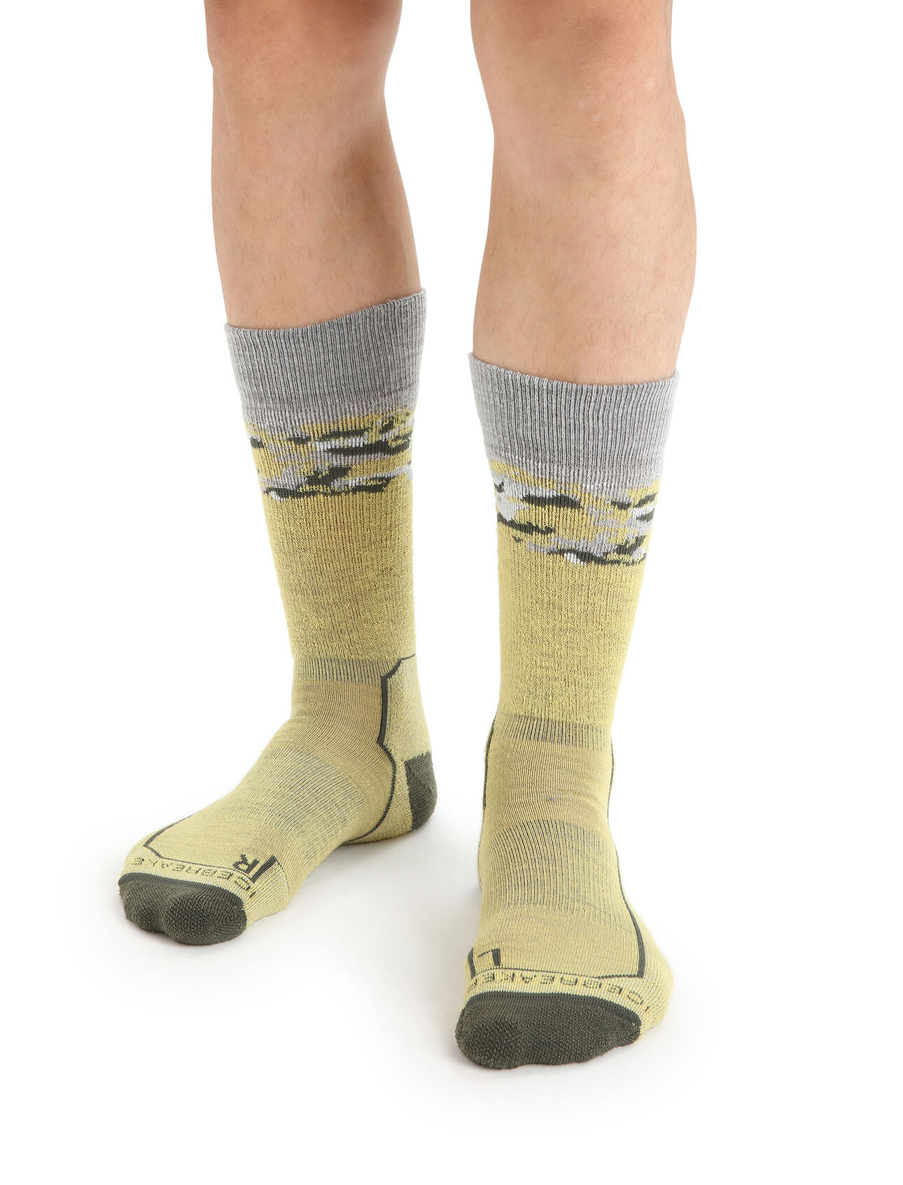 Mens Merino Hike+ Medium Crew Socks Sedimentary Durable, crew-length merino wool socks that are stretchy, breathable, and naturally odor-resistant with full cushion, the Hike+ Medium Crew Sedimentary socks feature an anatomical sculpted design for day hikes and backpacking trips.