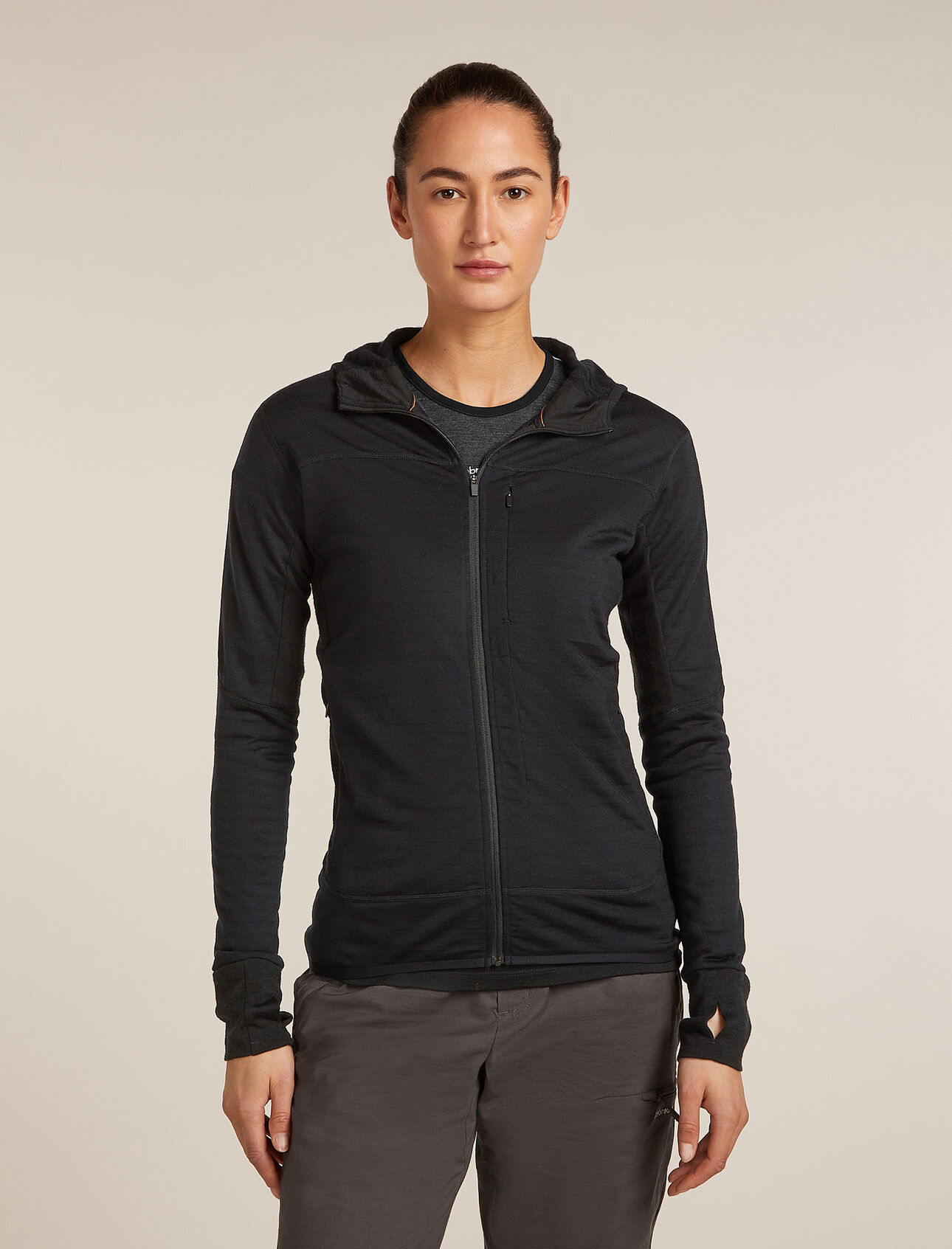Merinomix 300 RealFleece™ Descender Langarm-Kapuzenjacke Damen Der Merino Blend 300 RealFleece™ Descender Long Sleeve Zip Hoodie mit unserer innovativen RealFleece™-Mischung aus Merinowolle und TENCEL™-Lyocell ist das vielseitigste Stück in der Descender-Linie und ideal für Performance-Aktivitäten wie Laufen und Wandern bei kalten Wetterbedingungen.