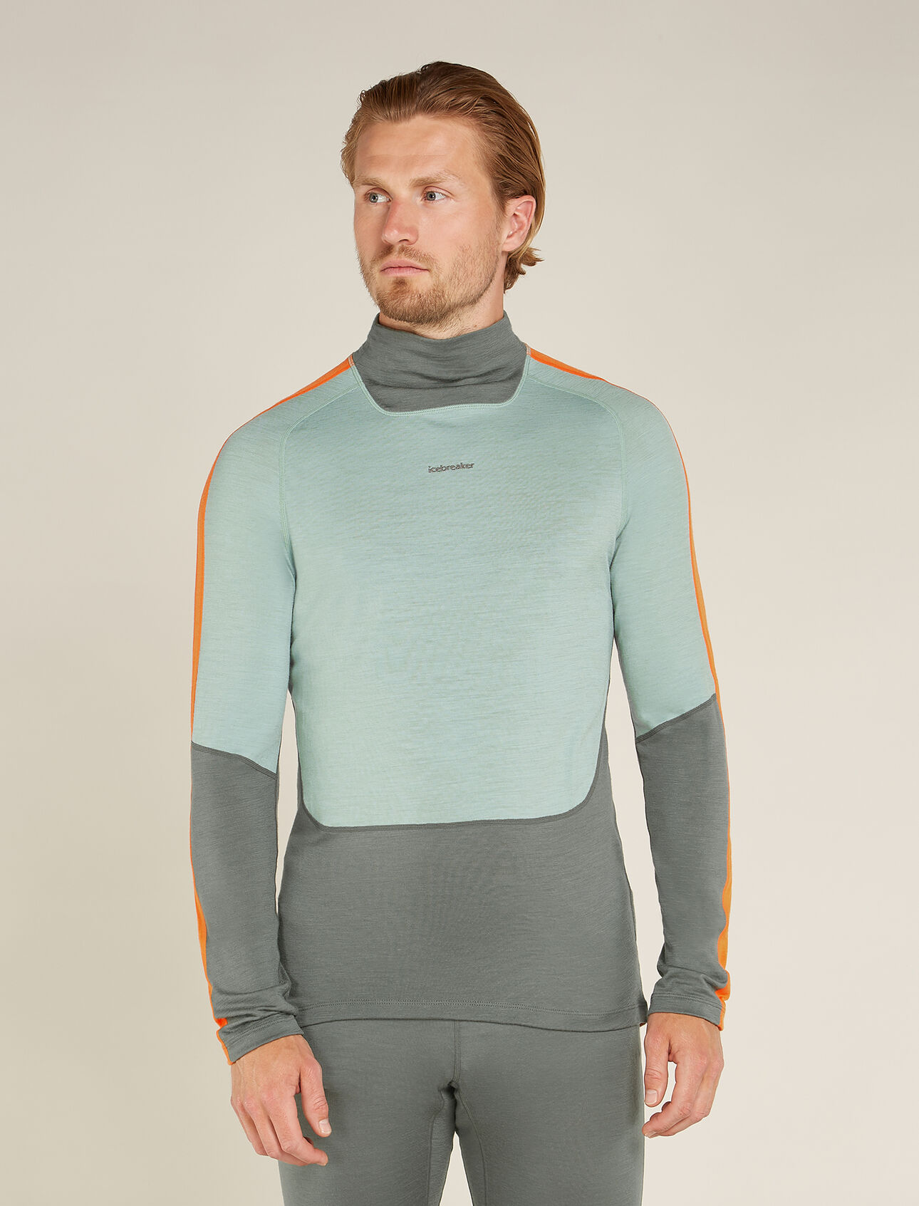 200 Sonebula Long Sleeve High Neck Thermal Top