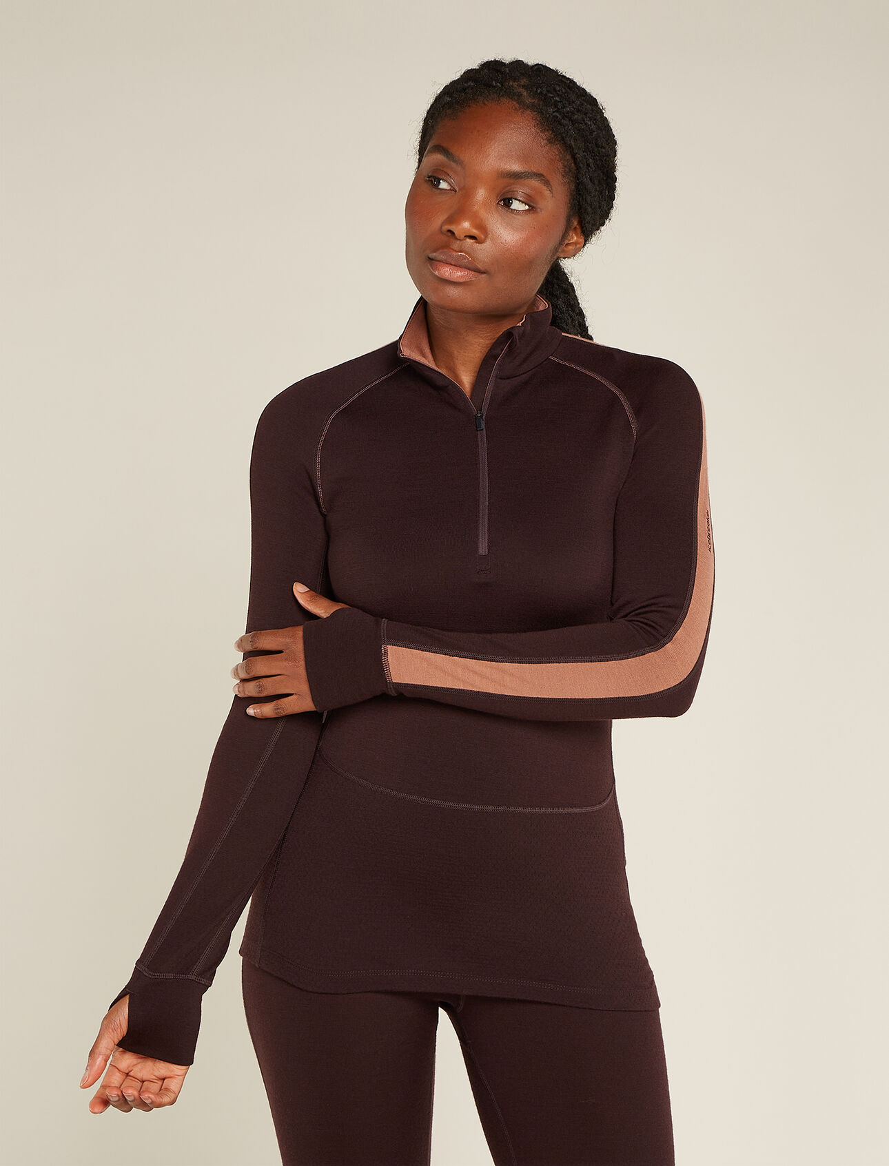 Womens 260 ZoneKnit™ Long Sleeve Half Zip Thermal Top A heavyweight merino wool base layer top designed to help regulate temperature during high-intensity activity, the 260 ZoneKnit™ Long Sleeve Half Zip feature 100% pure and natural merino wool.