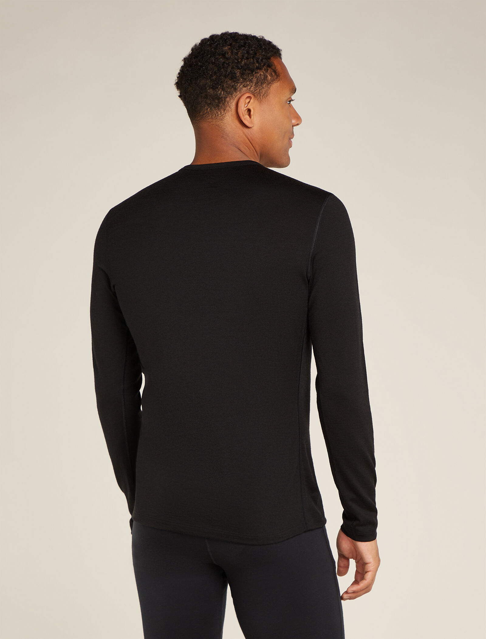 Men s Merino 200 Oasis Long Sleeve Crewe Thermal Top Ruapehu Round