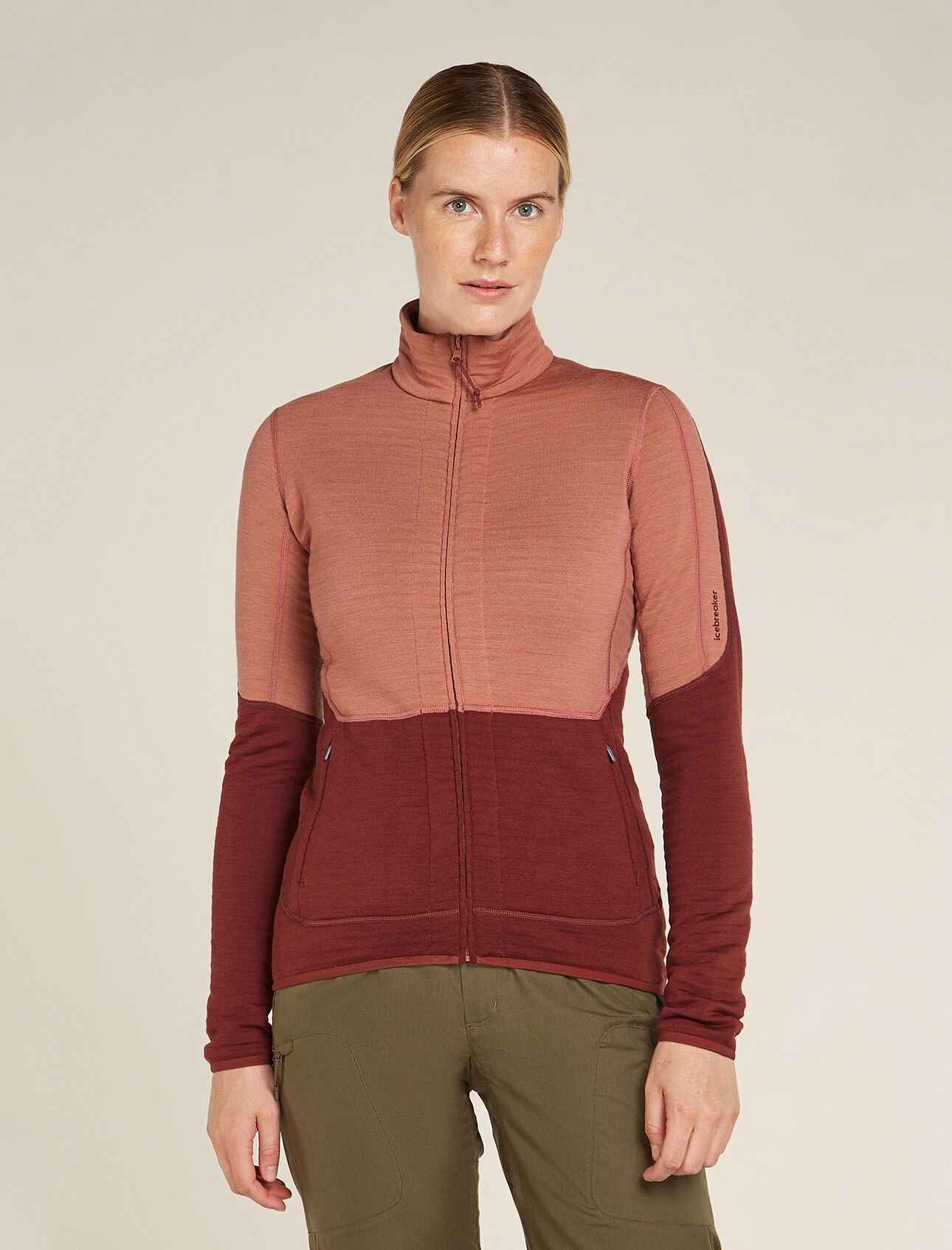 Womens Merino 400 RealFleece™ Descender Long Sleeve Zip Jacket Expanding our Descender series, this heavier weight mid layer is made for colder days and lower intensity activities. The colour block design makes it a versatile everyday piece.