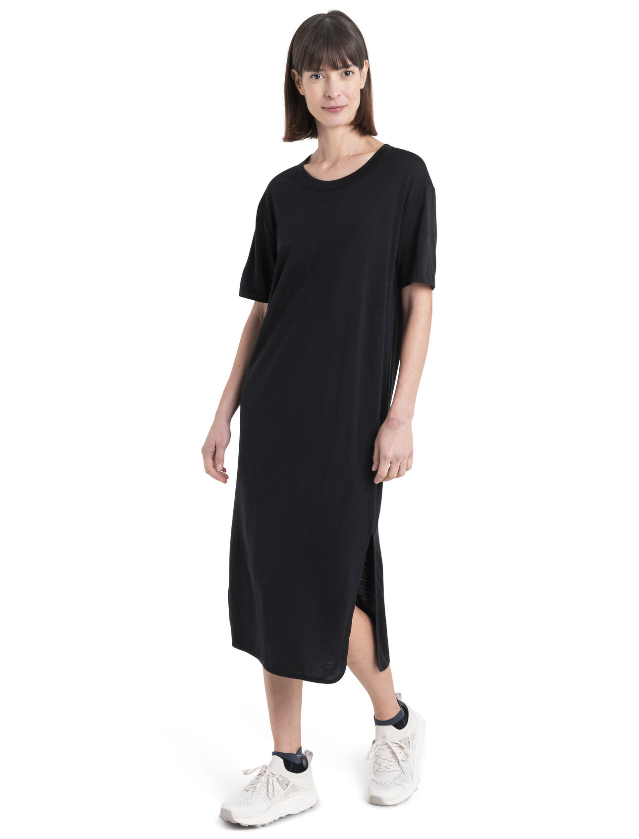 Womens Merino Granary Dress A stylish midi tee dress perfect for lounging or casual everyday excursions, the Granary Tee Dress features soft and breathable 100% merino wool fabric for comfort and style.