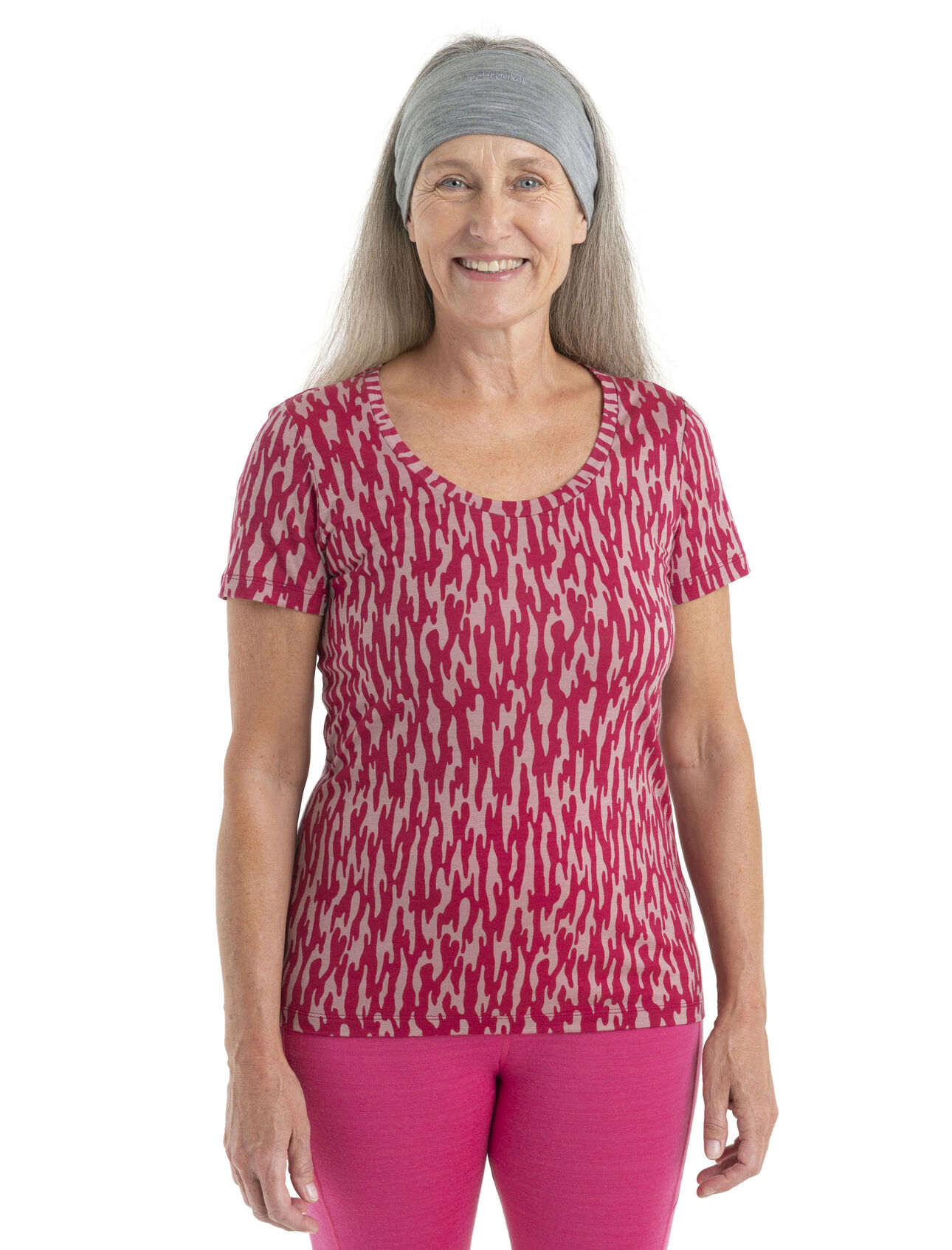 Womens Merino 150 Tech Lite II Short Sleeve Scoop T-Shirt Glacial Flow Our versatile tech tee that provides comfort, breathability and odour-resistance for any adventure you can think of, the 150 Tech Lite II Short Sleeve Scoop Tee Glacial Flow features 100% merino for all-natural performance. The tee's unique camo print references the fluid pattern found in the reflection of a glacial lake.