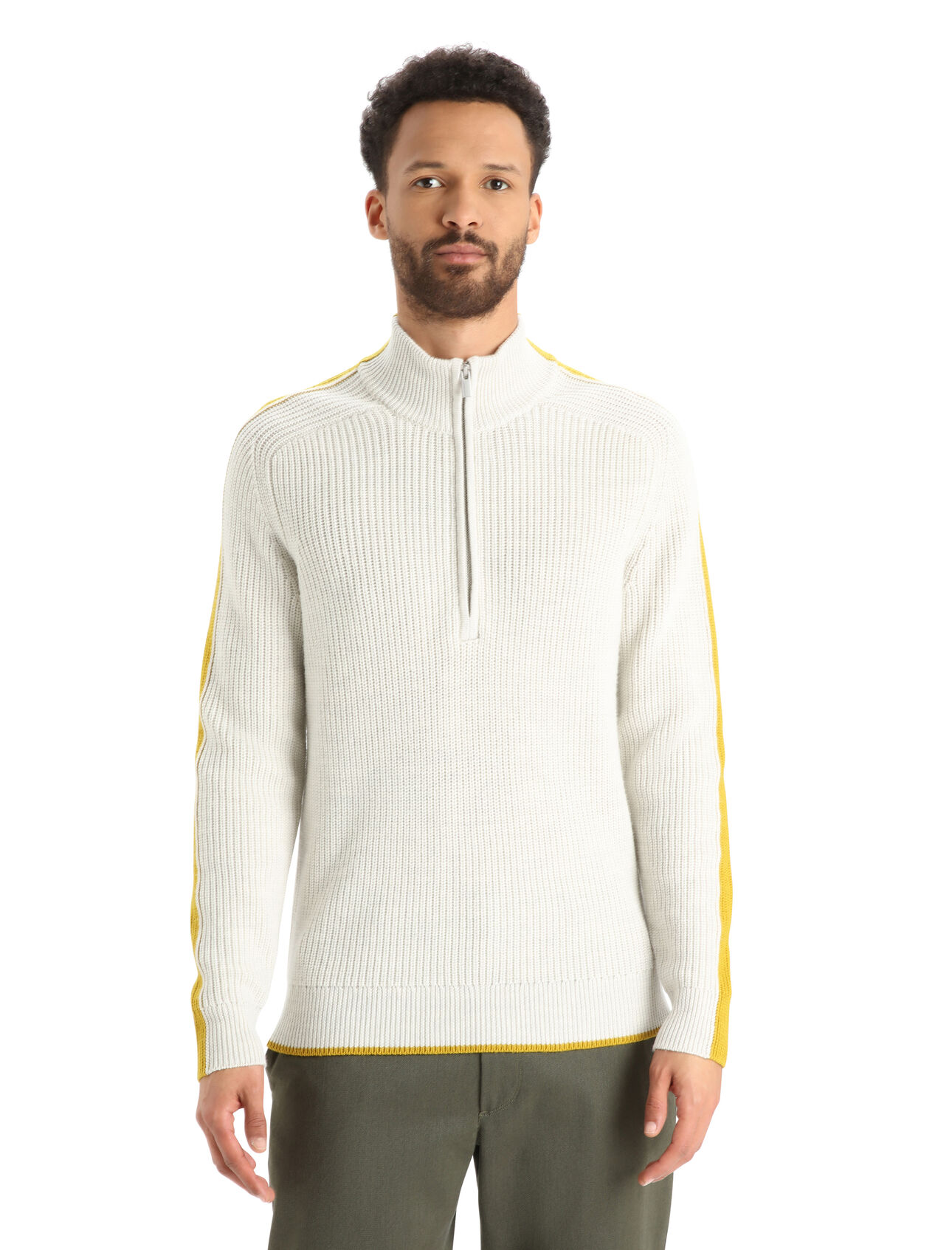 Pullover à manches longues et demi-glissière Lodge en mérinos Hommes Inspiré par notre pullover à demi-glissière en mérinos original et actualisé avec un tricot chaud et épais dans un style de ski classique, le pullover à demi-glissière et manches longues Lodge est la quintessence du vêtement pour temps froid. 