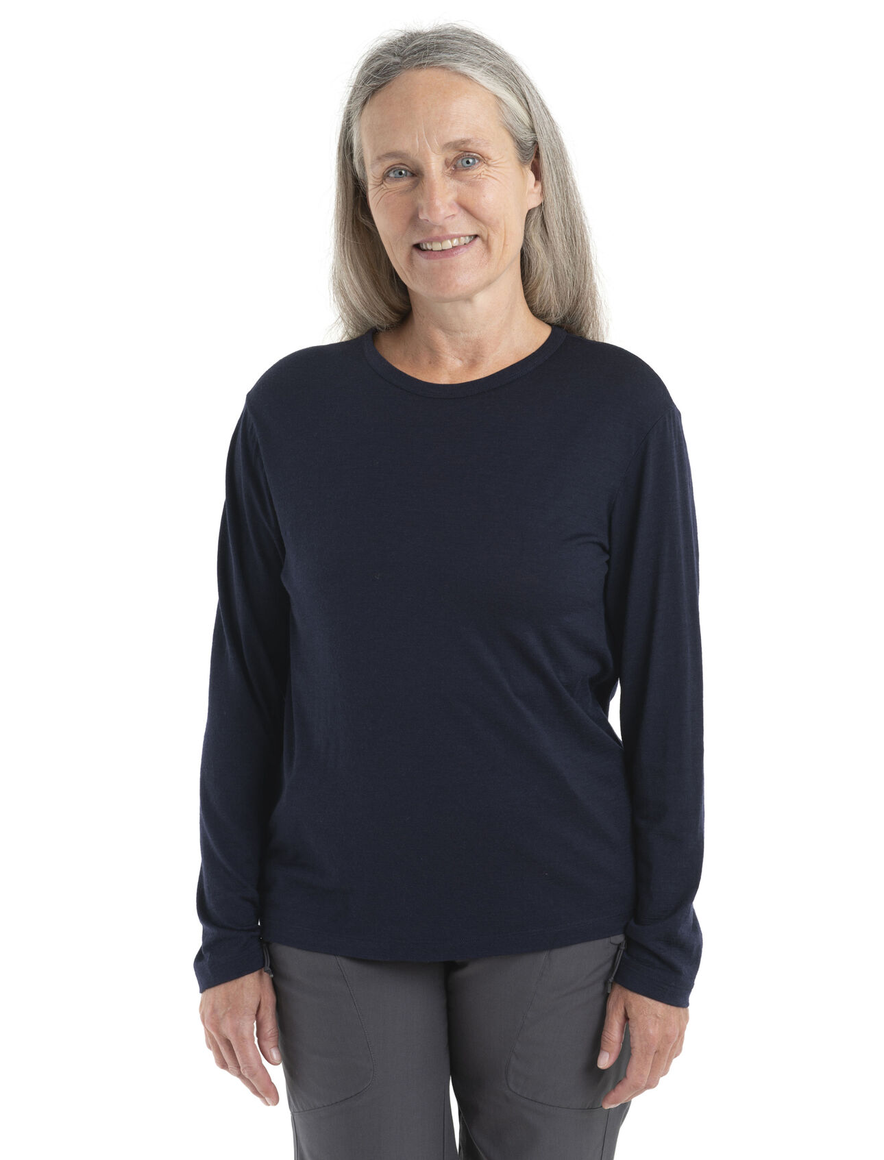 Merino Granary Langarmshirt Damen Ein klassisches langärmliges T-Shirt mit legerer Passform, das Komfort mit Stil verbindet, das Granary Langarmshirt ist dank 100% Merinowolle weich und atmungsaktiv. 