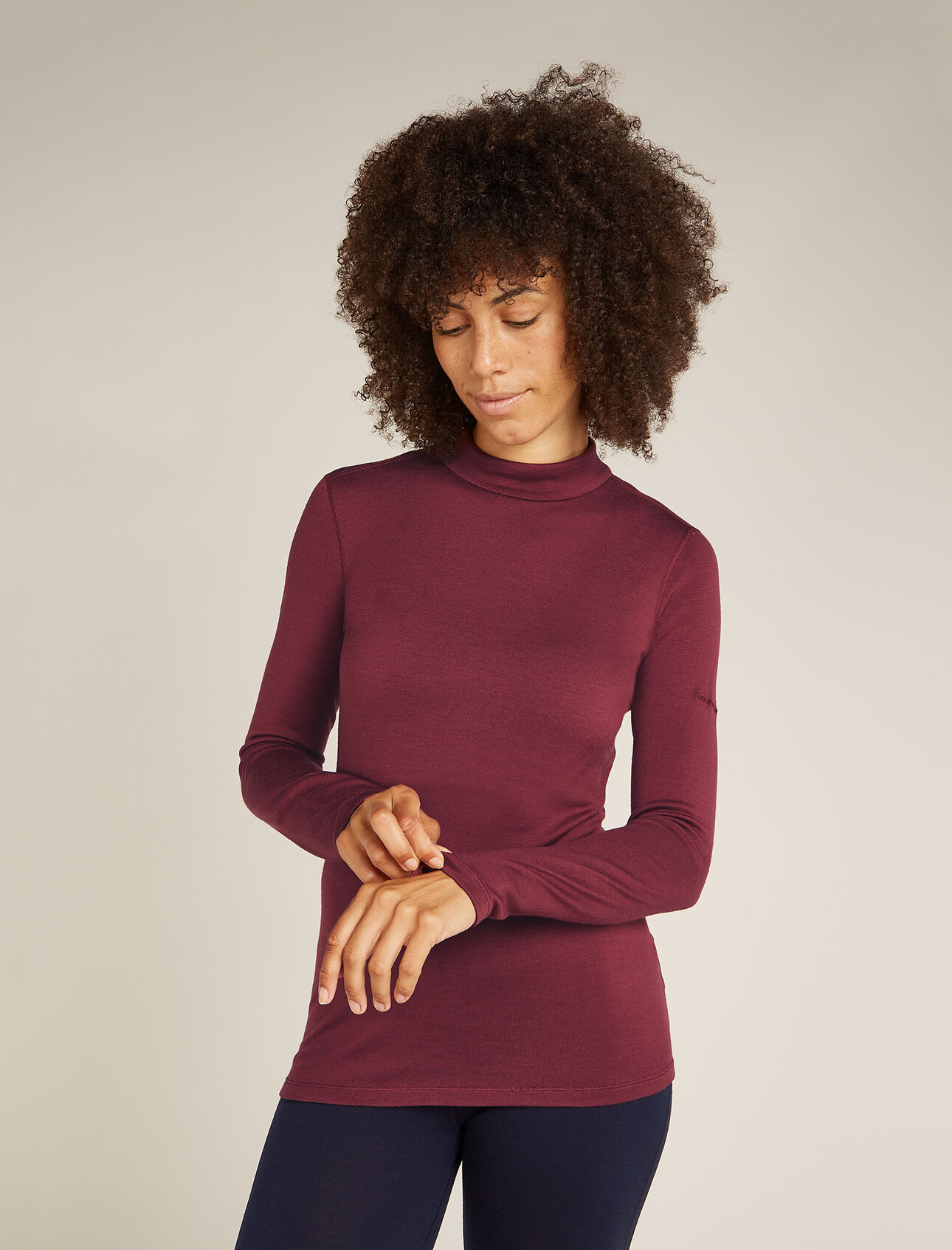 Womens Merino 260 Tech Long Sleeve Turtleneck Thermal Top An incredibly warm merino base layer for the coldest months of the year, the 260 Tech Long Sleeve Turtleneck is a go-to piece for winter layering—ideal for skiing, snowshoeing and other cold-weather pursuits.