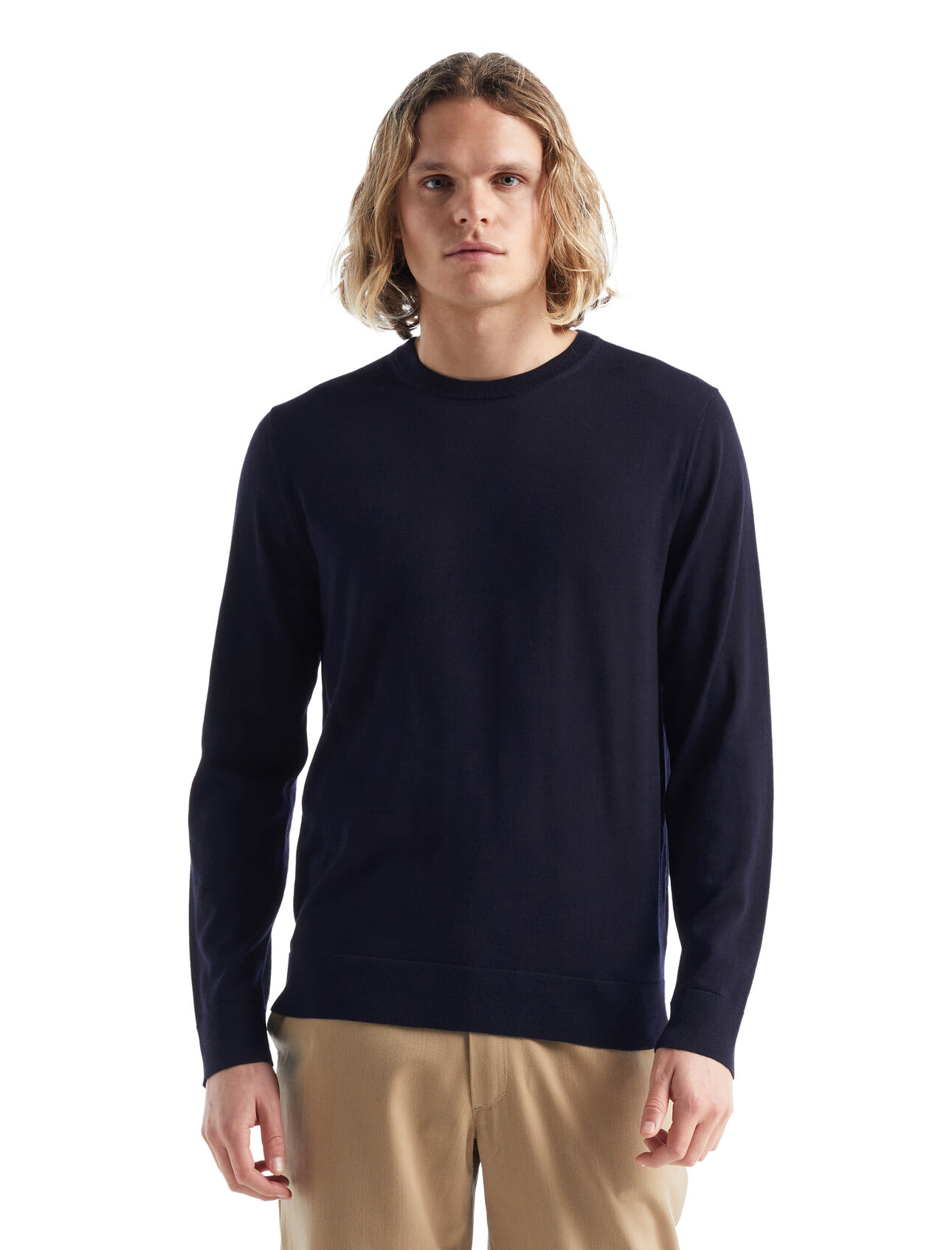 Mens Merino Wilcox Long Sleeve Sweater A classic everyday sweater made with ultra-fine gauge merino wool for unparalleled softness, the Wilcox Long Sleeve Sweater is perfect for days when you need a light extra layer.