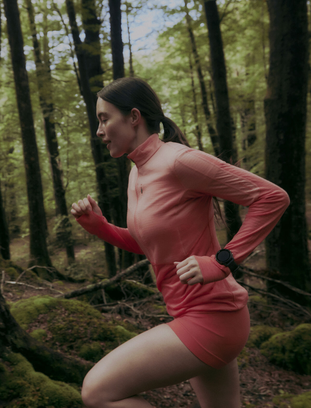 Merino Blend 200 Realfleece™ Descender Half-Zip-Oberteil Damen Ein leichtgewichtiger und vielseitiger Merino Mid Layer für Aktivitäten mit hoher Intensität bei kühlen bis kalten Bedingungen, das Merino 200 Realfleece™ Descender Half-Zip-Oberteil gewährt dank Unterarmeinsätzen aus Cool-Lite™ Mesh optimale Ventilation. 