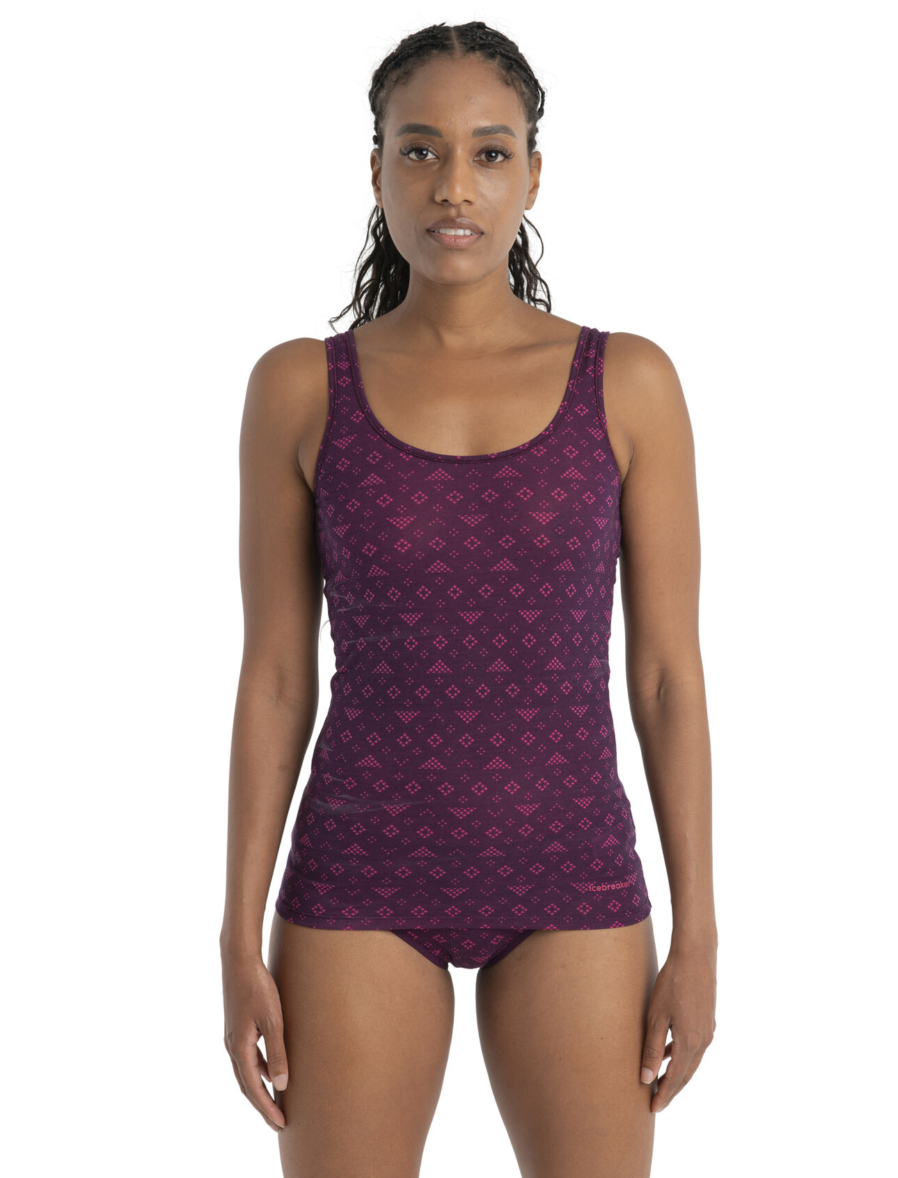 Womens Merino 150 Siren Tank First Snow An ultra-comfy underwear bottom for everyday wear, the 150 Siren Hipkini First Snow features our lightweight merino jersey Corespun fabric with a touch of LYCRA® for stretch. The unique winter pattern draws inspiration from the angular, crystalline shapes of snowflakes.